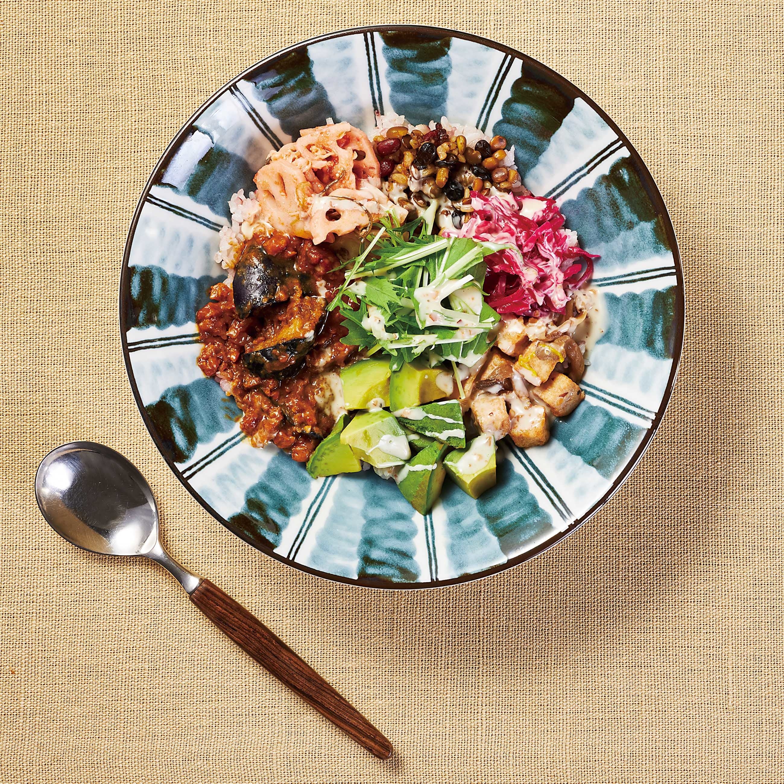 30品目のバランスブッダボウル