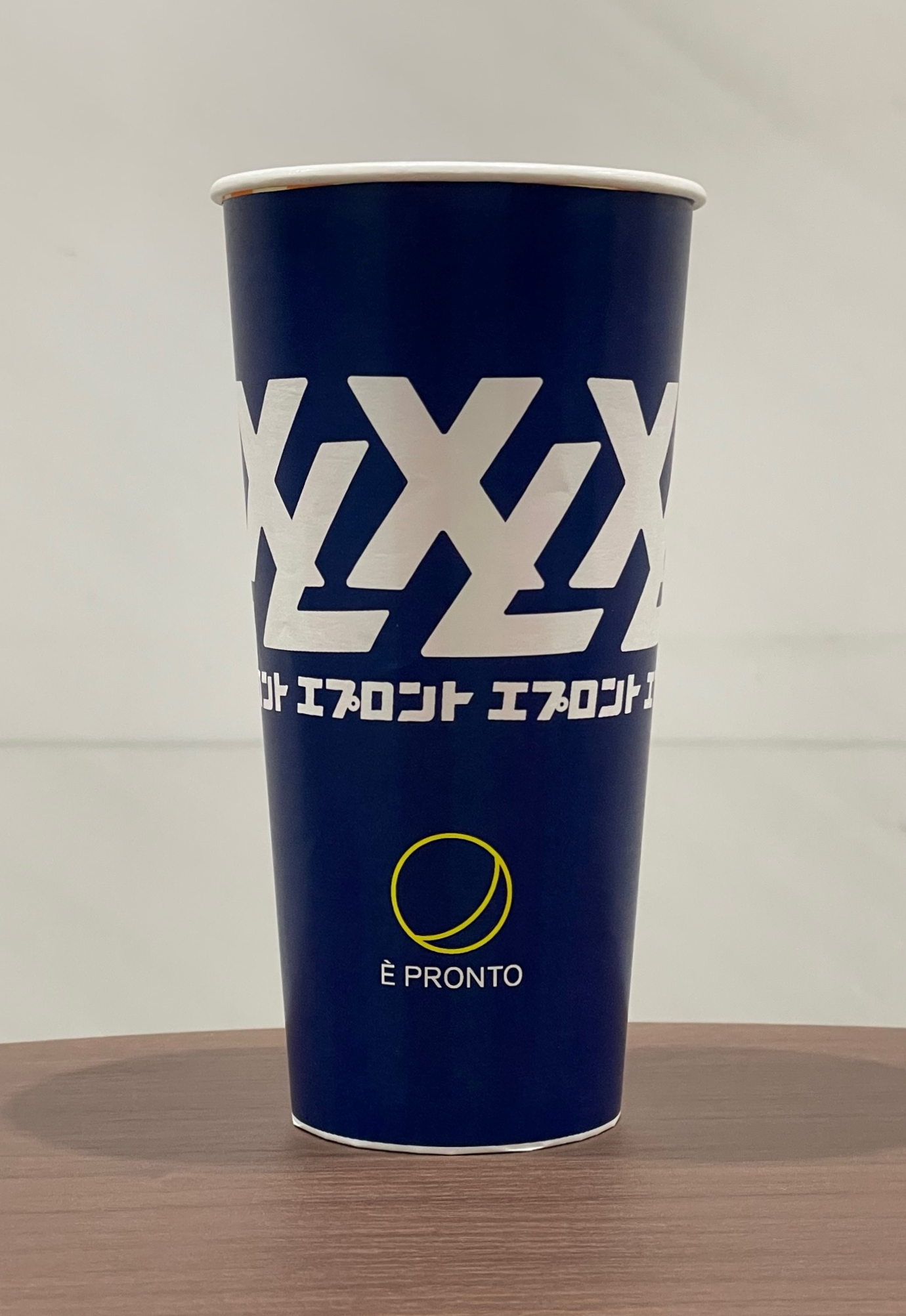 たっぷりシリーズに導入する紙カップ