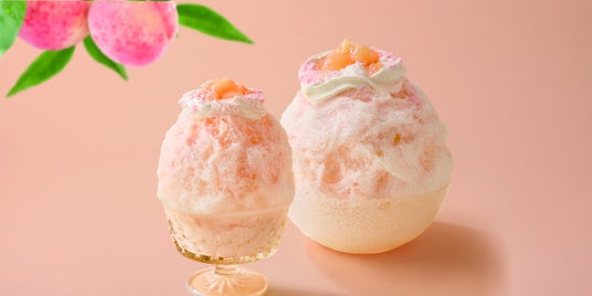 【期間限定】4月23日より「天然水の削り氷 白桃みるく」が『和カフェTsumugi』に登場 【期間限定】4月23日より「天然水の削り氷 白桃みるく」が『和カフェTsumugi』に登場