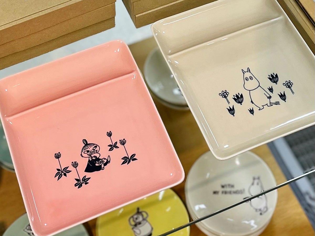 トーストプレート 各1,980円(税込)(ムーミン)©Moomin Characters™