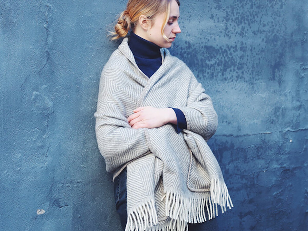 ポケット付きショール 12,100円(税込)(ラプアン カンクリ)