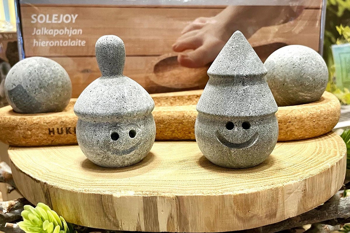 ポイントマッサージストーン(全5種) 各3,278円（フッカデザイン）