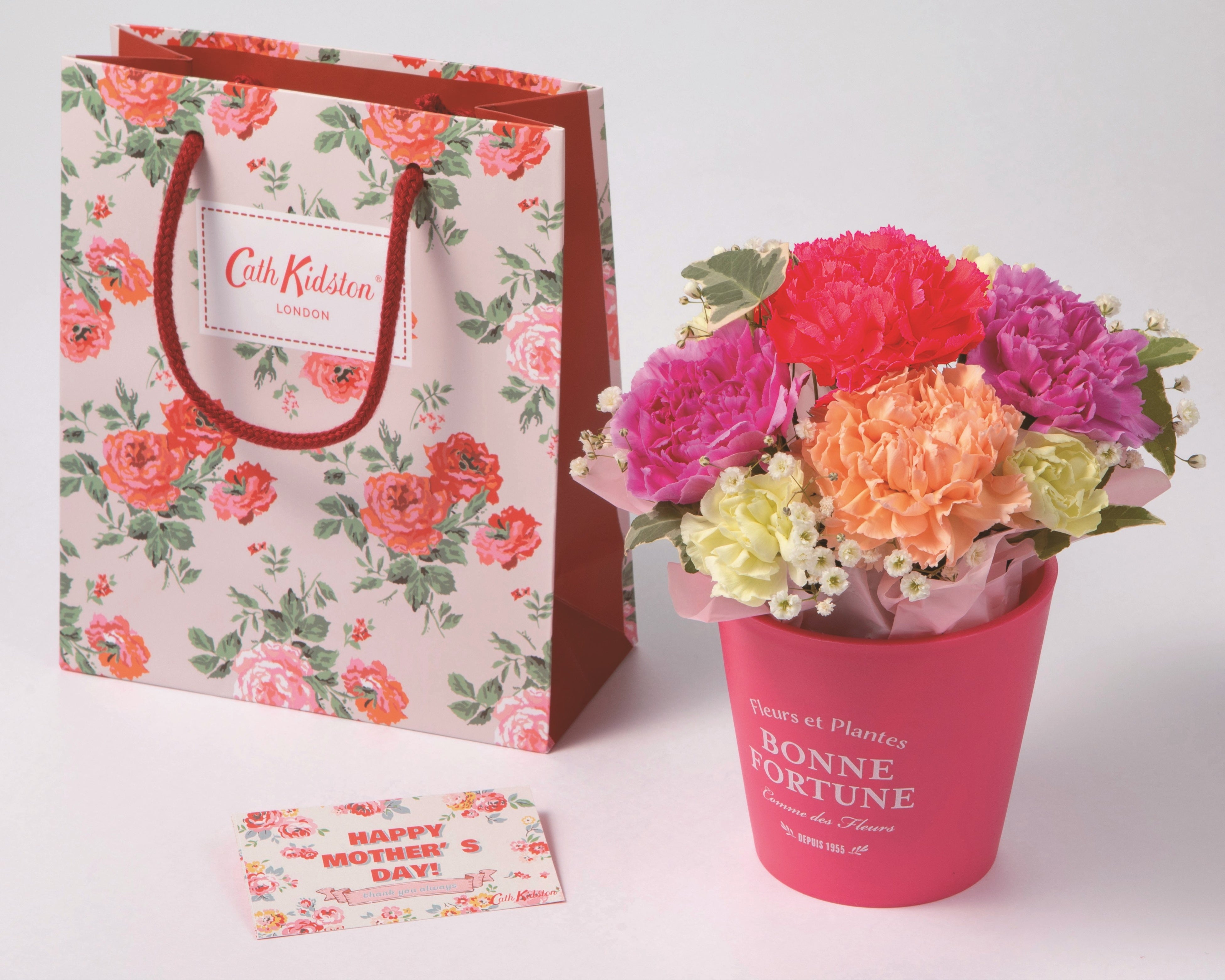 『フラワーアレンジメント＆キャスキッドソン』※写真のアイテムの他にコスメが付きます。