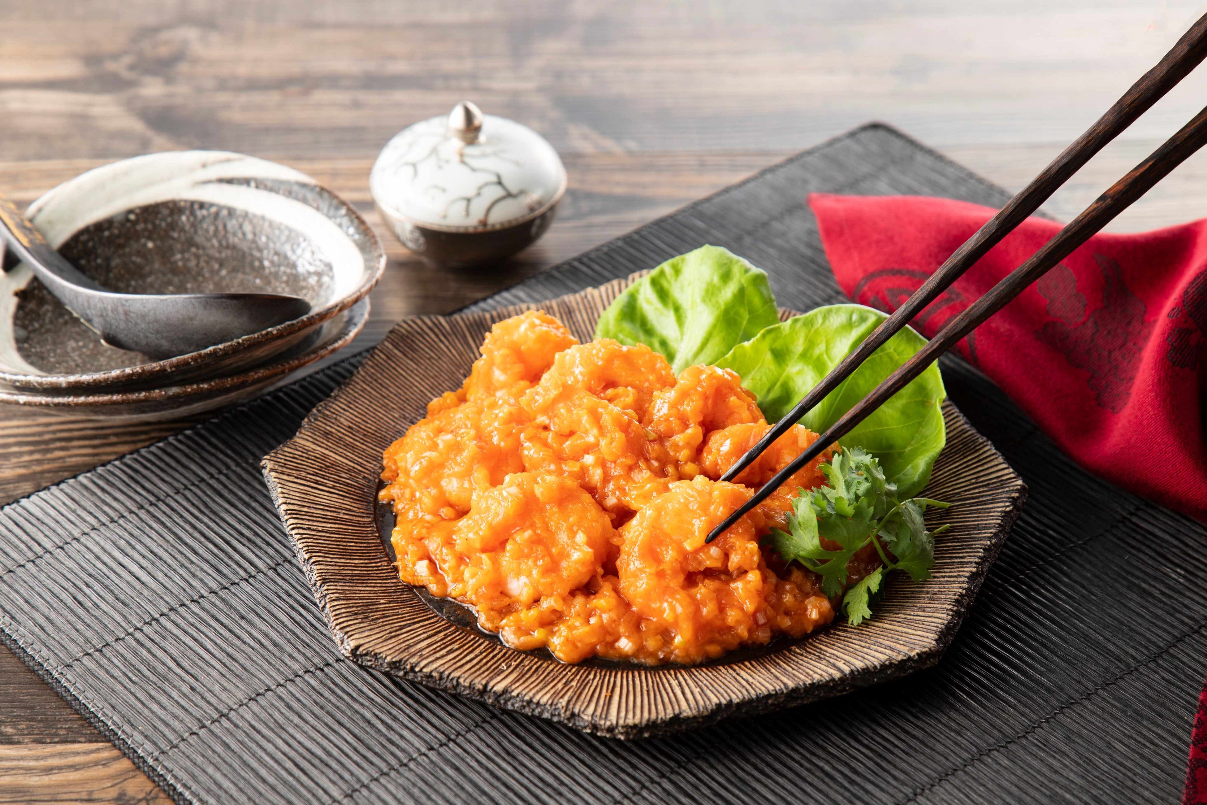 『赤坂四川飯店』監修 「海老のチリソース」