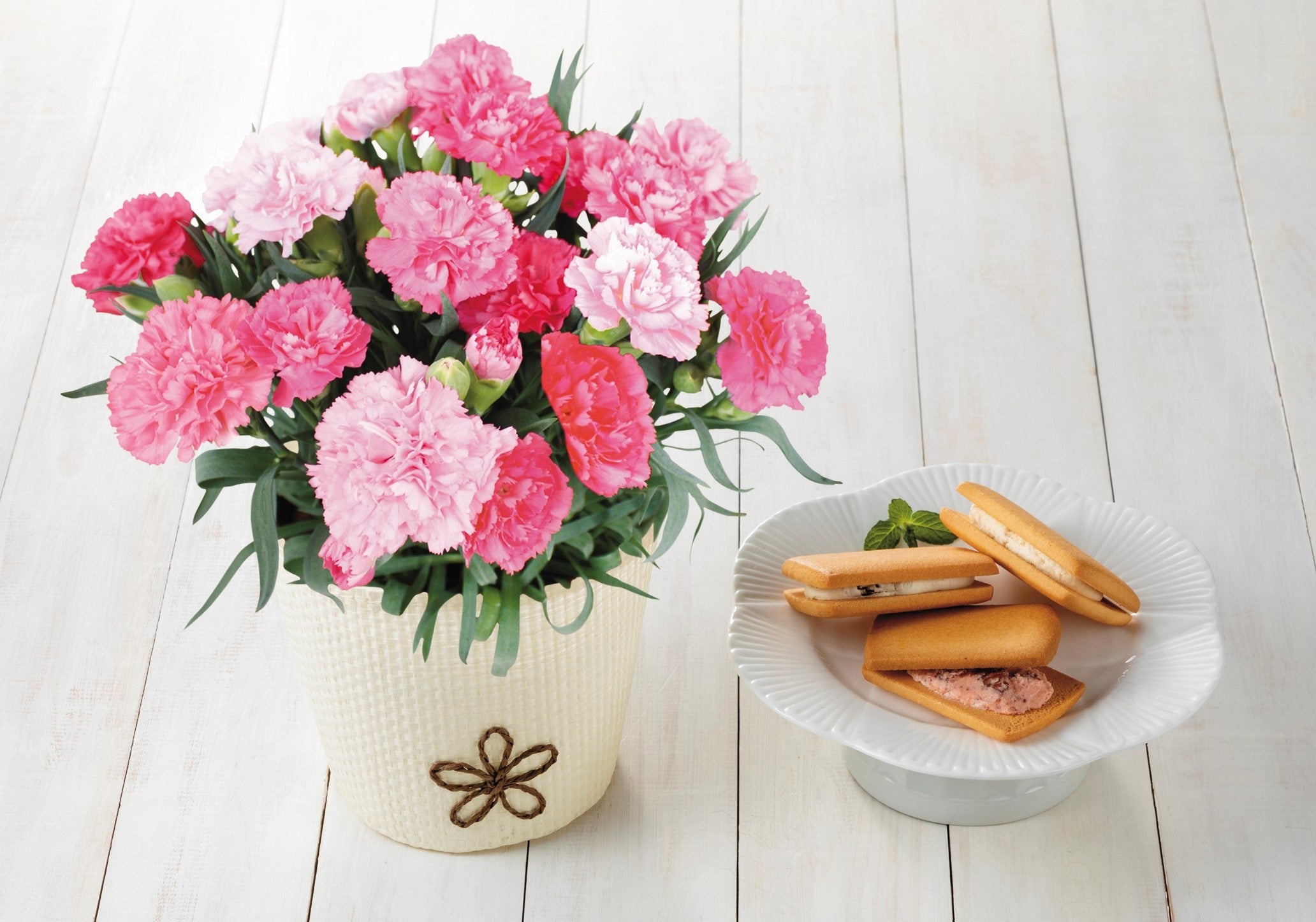 カーネーション（ホットハート）＆銀座フルーツサンド_1