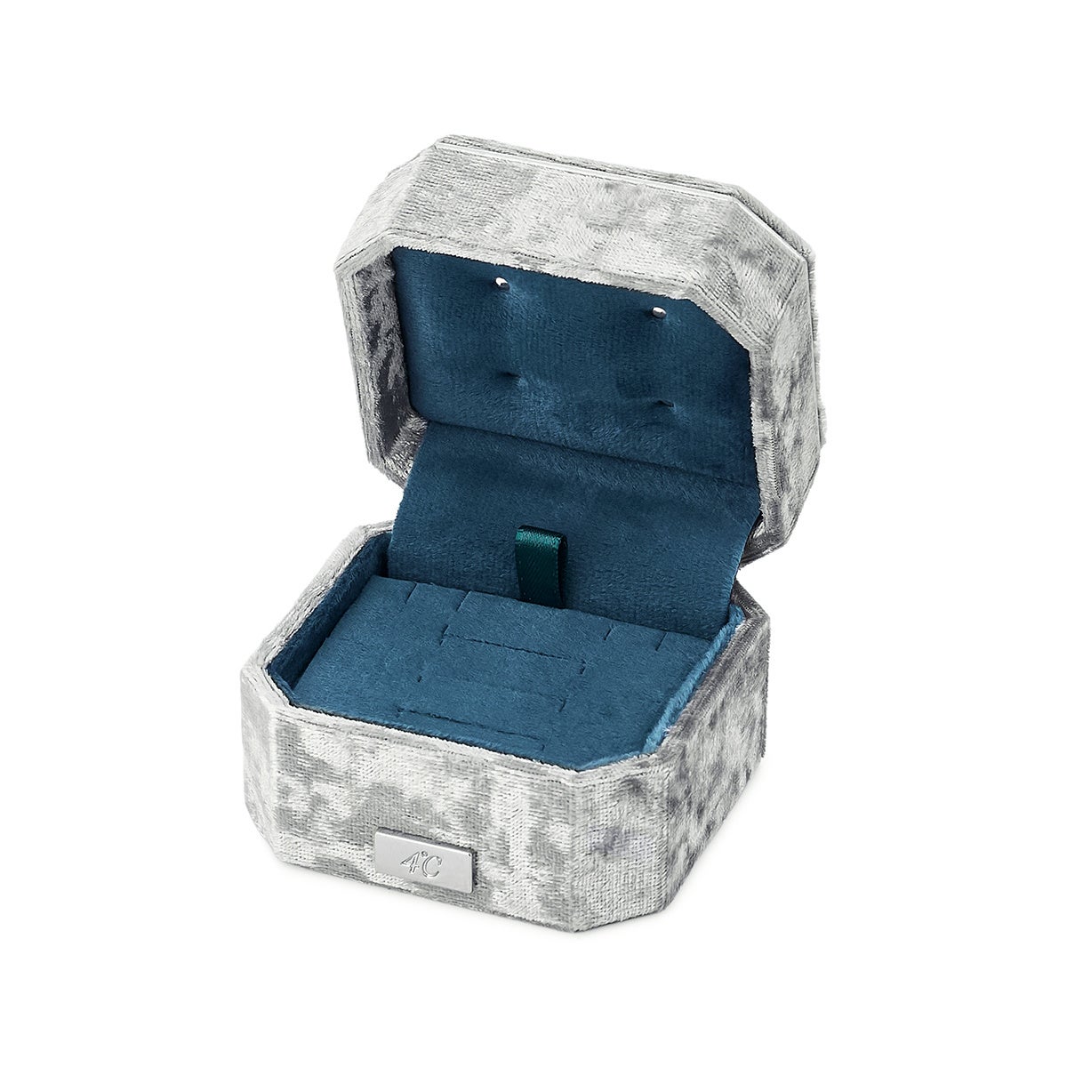 銀霜の冬景色 ヴェルジュ（シークレット） EAU DOUCE 4℃から青き聖堂に宿る冬の輝きを表現したジュエリー