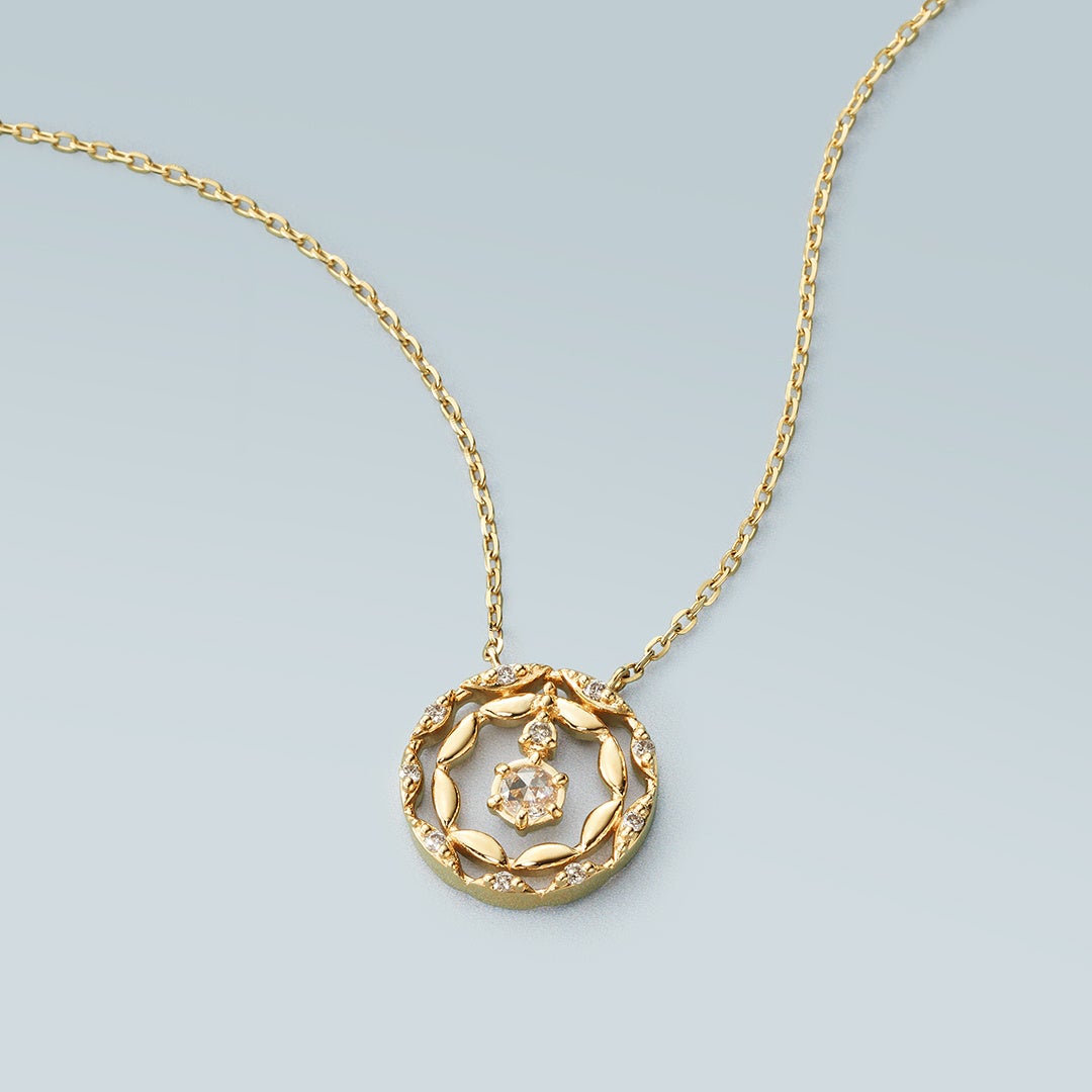 大巡礼★Amazing jewelry様 冬の静寂と、差し込む光の美しさから着想を得た4℃の「2025