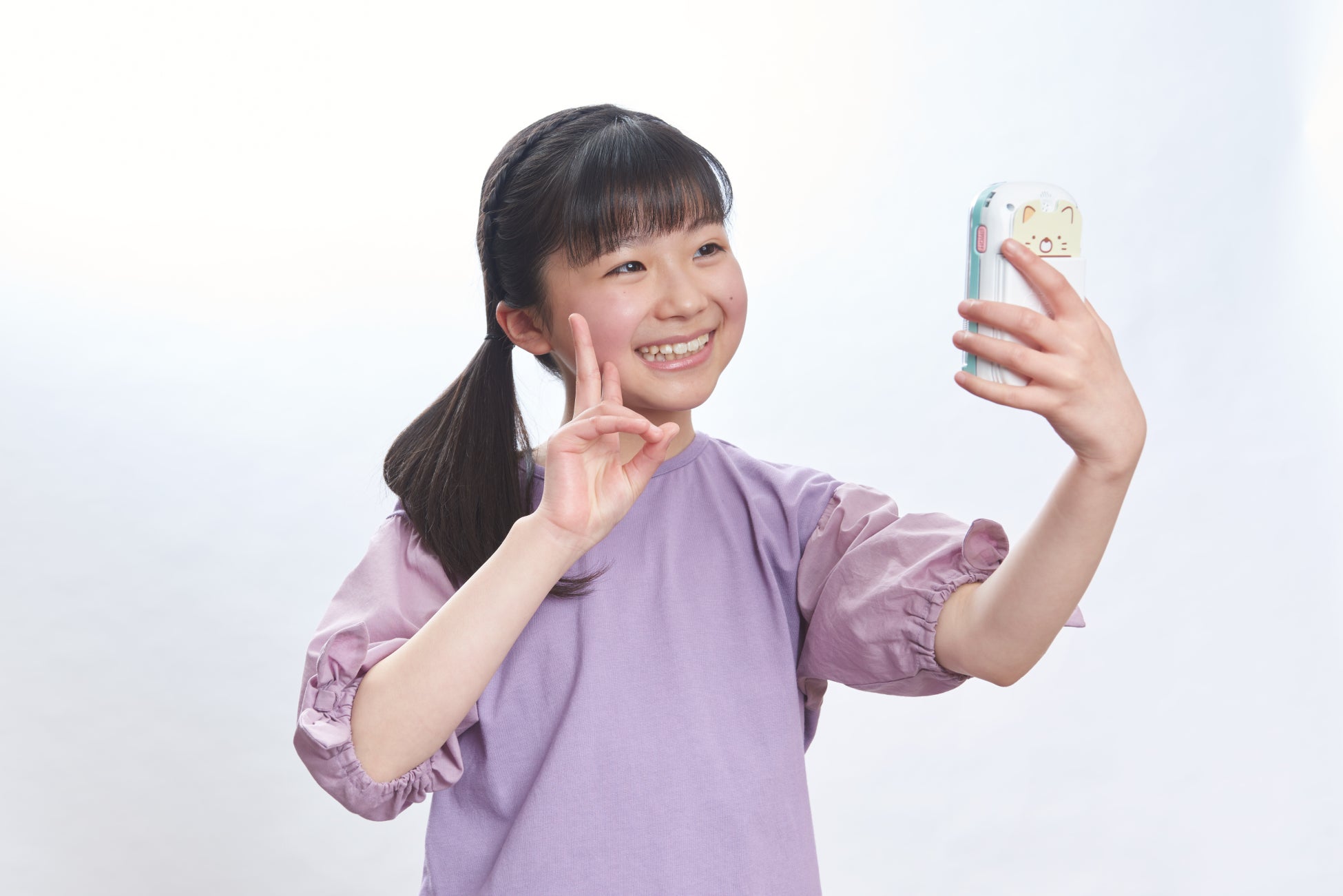 令和時代の大ヒットシリーズにスマホ型玩具 が登場 カードできせかえ すみっコぐらしphone フォン 22年10月27日 木 いよいよ発売 セガトイズのプレスリリース 令和時代の大ヒットシリーズにスマホ型玩具 が登場 カードできせかえ すみっコぐらしphone フォン 22年10月27日 木 いよいよ発売 セガトイズのプレスリリース