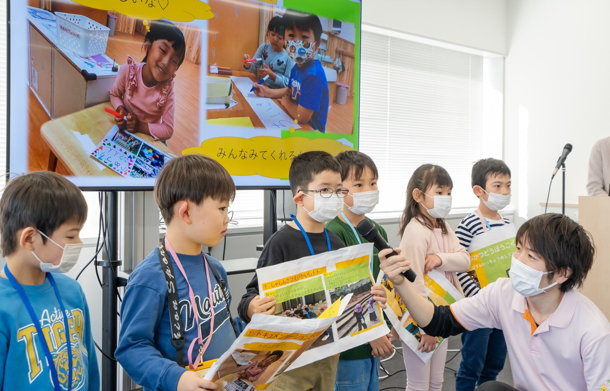 芝浦一丁目支店は、事業部会議で決定した2つの活動「写真撮影」「おそうじ」について発表