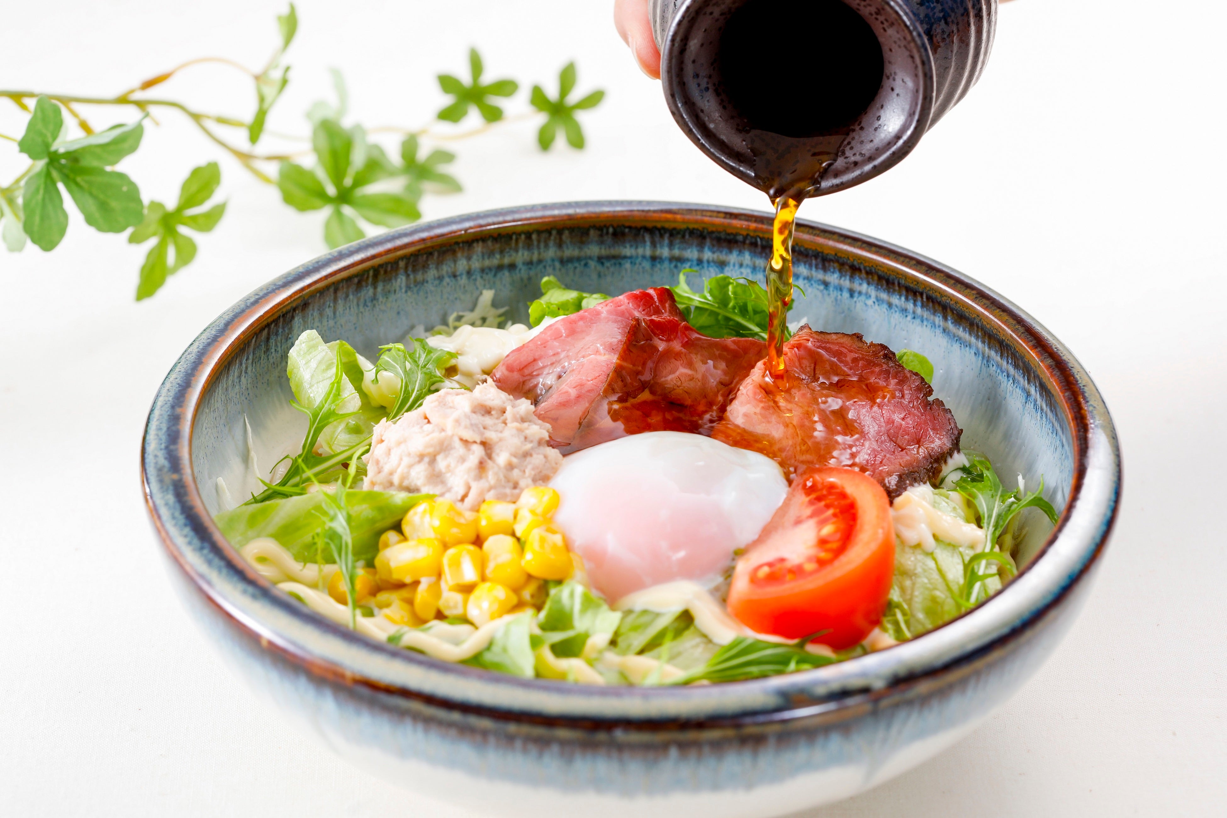 ローストビーフの和風サラダうどん　１,０９８円