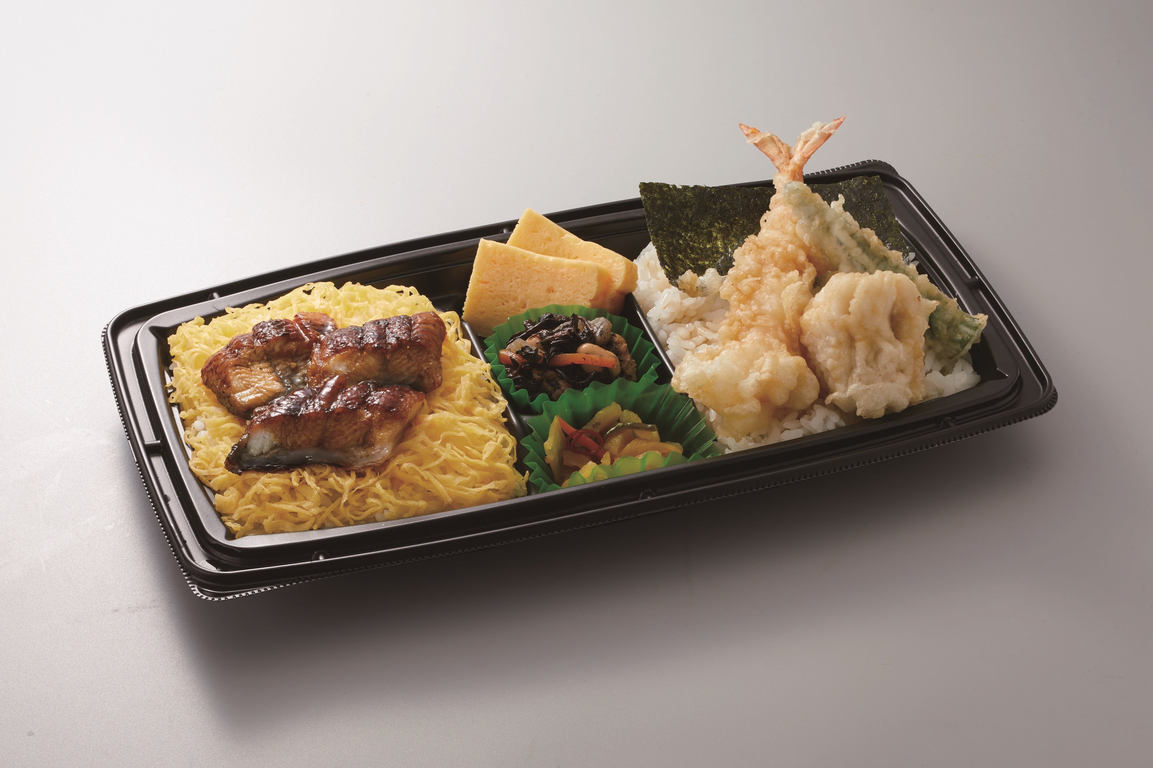 「よくばりダブル丼(うな丼＆海老鱧天丼)」　特別価格 ８６２円