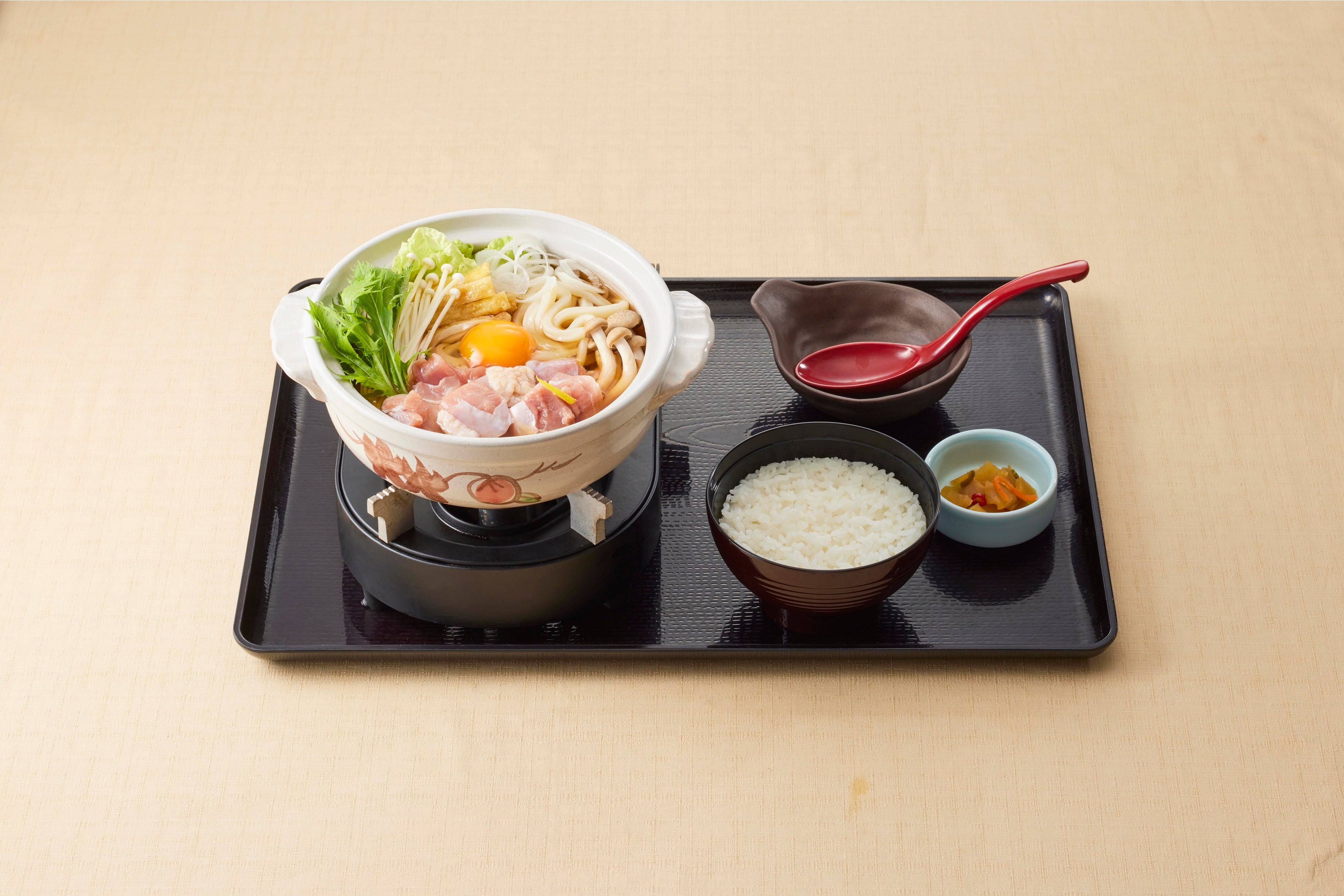 名古屋コーチン入り鍋焼うどん定食　１,２９９円(税込　１,４２８円)