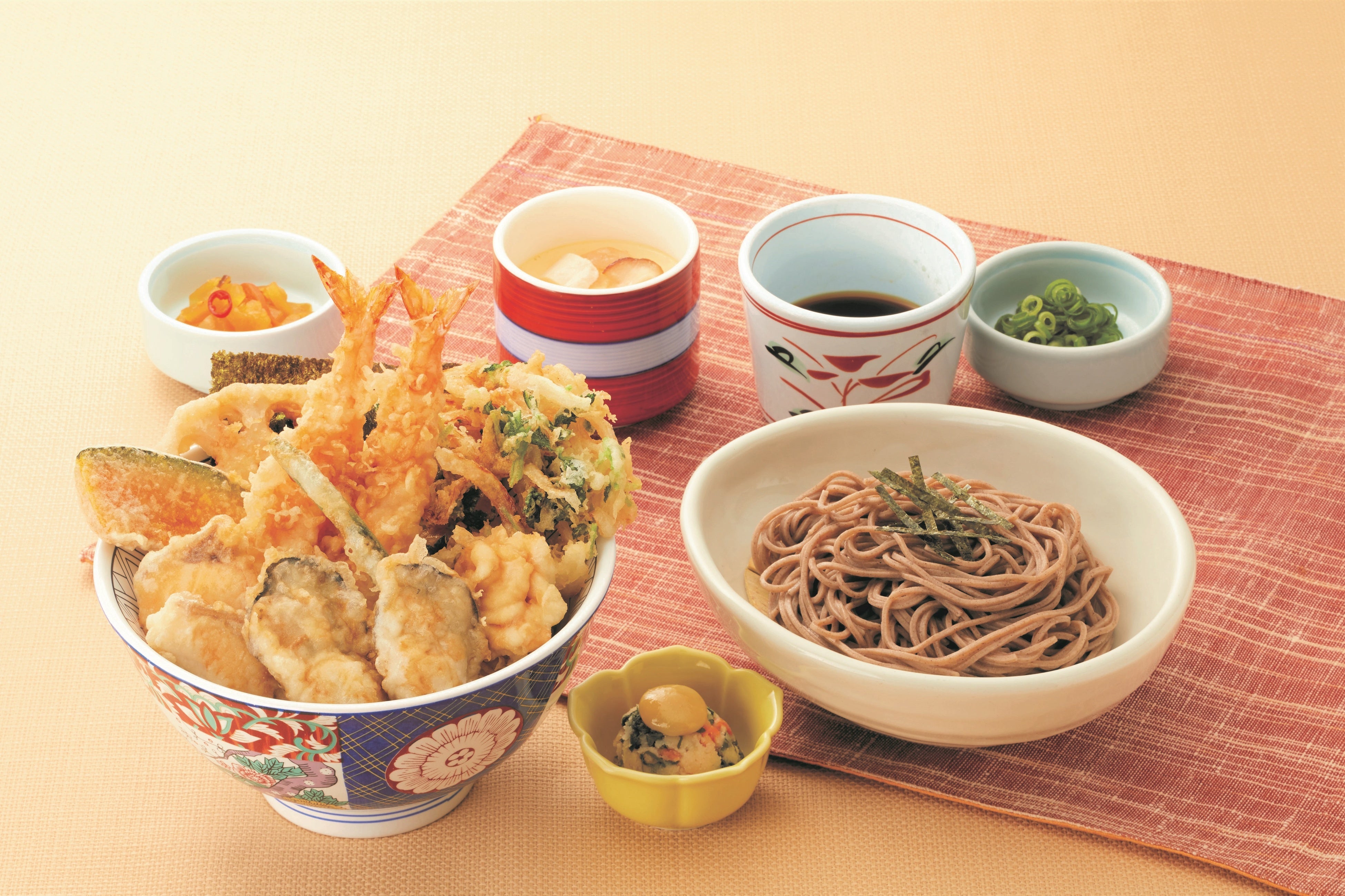 早春の海鮮天丼御膳 　１,４９９円(税込１,６４８円)