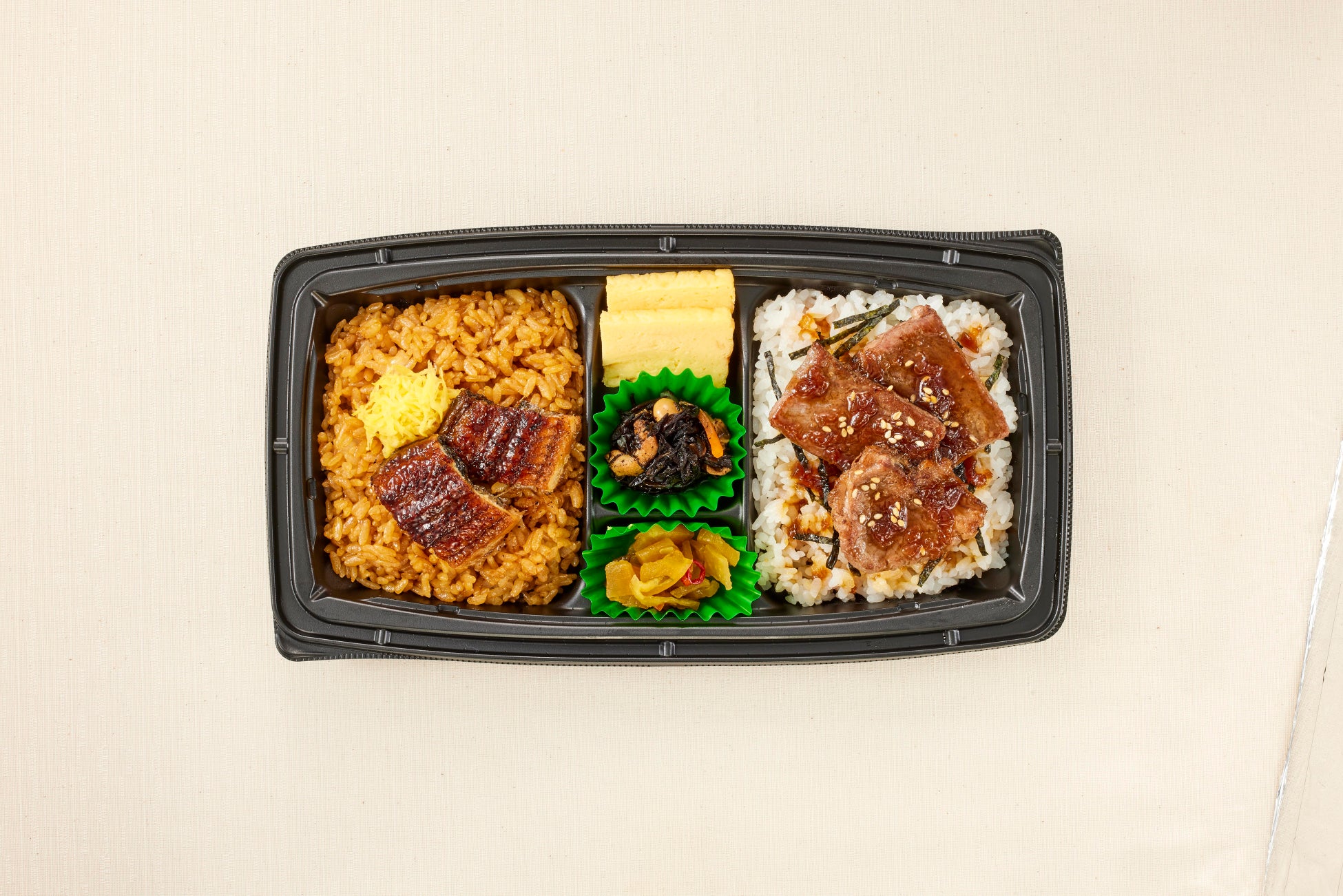 夏のよくばりダブル丼(うな丼&ステーキ丼)