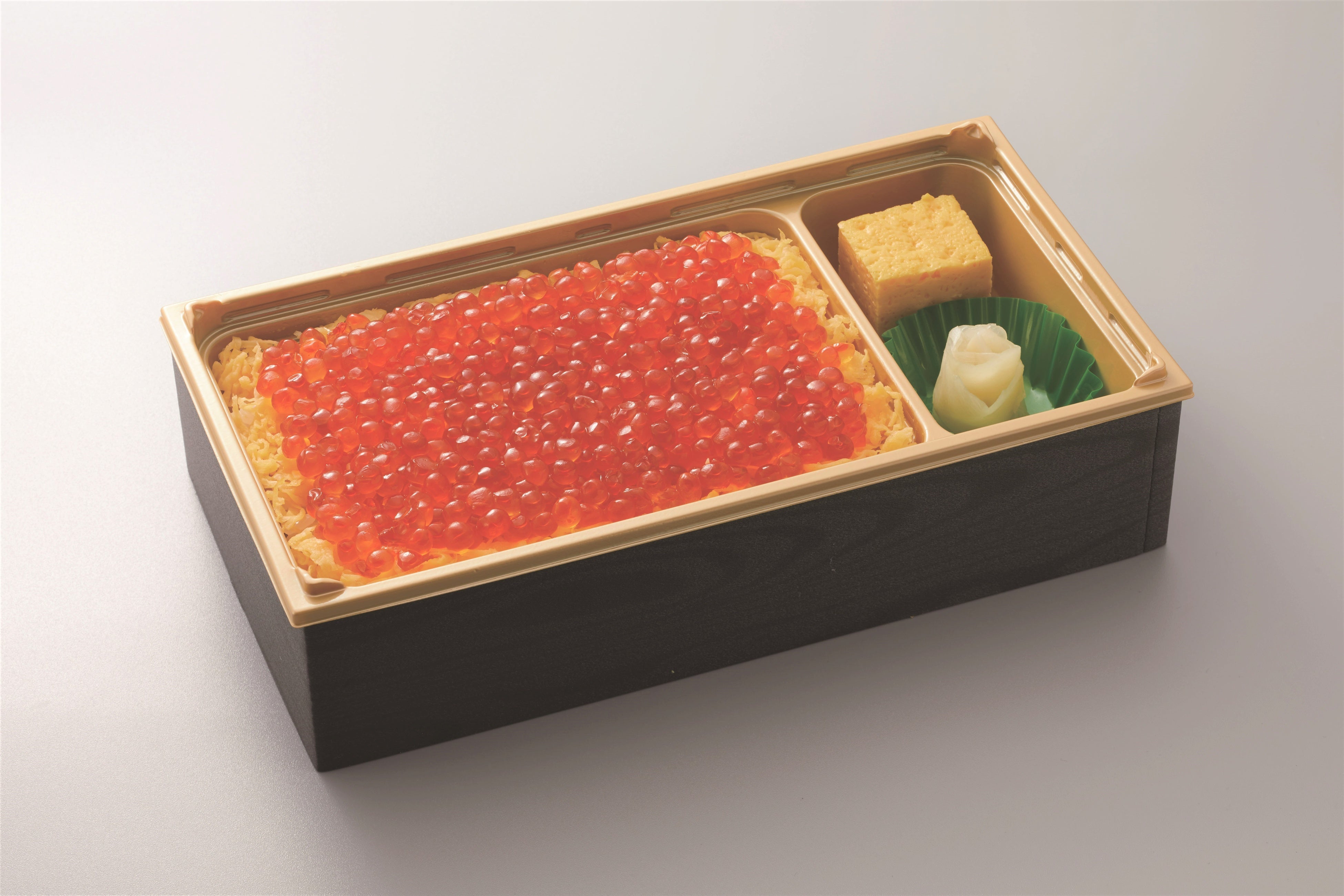 「いくら重」　２,１５８円