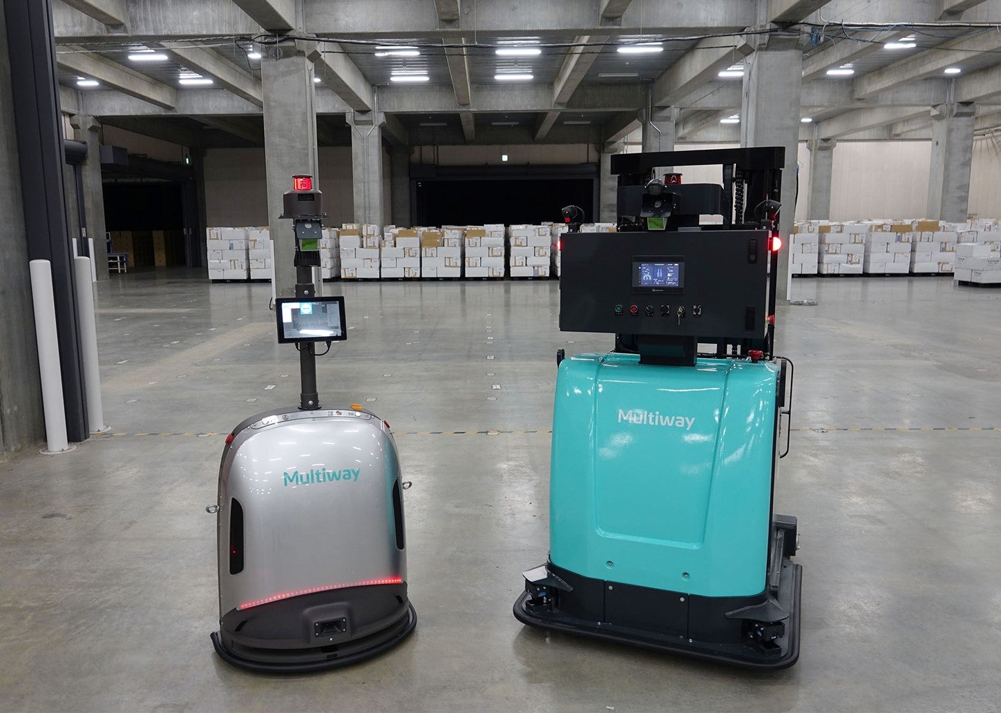 Multi Way Robotics R16s GROUND、「第4回 関西物流展」において、Multiway Robotics(マルチウェイロボット)社のSLAM式自動フォークリフトを初 ...