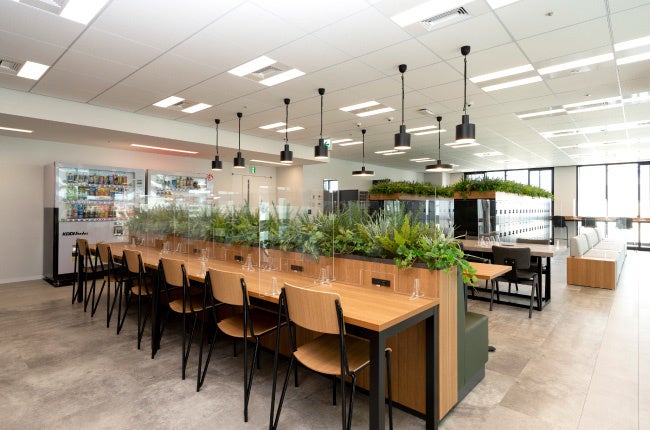 開放的かつ高級感を感じる休憩室