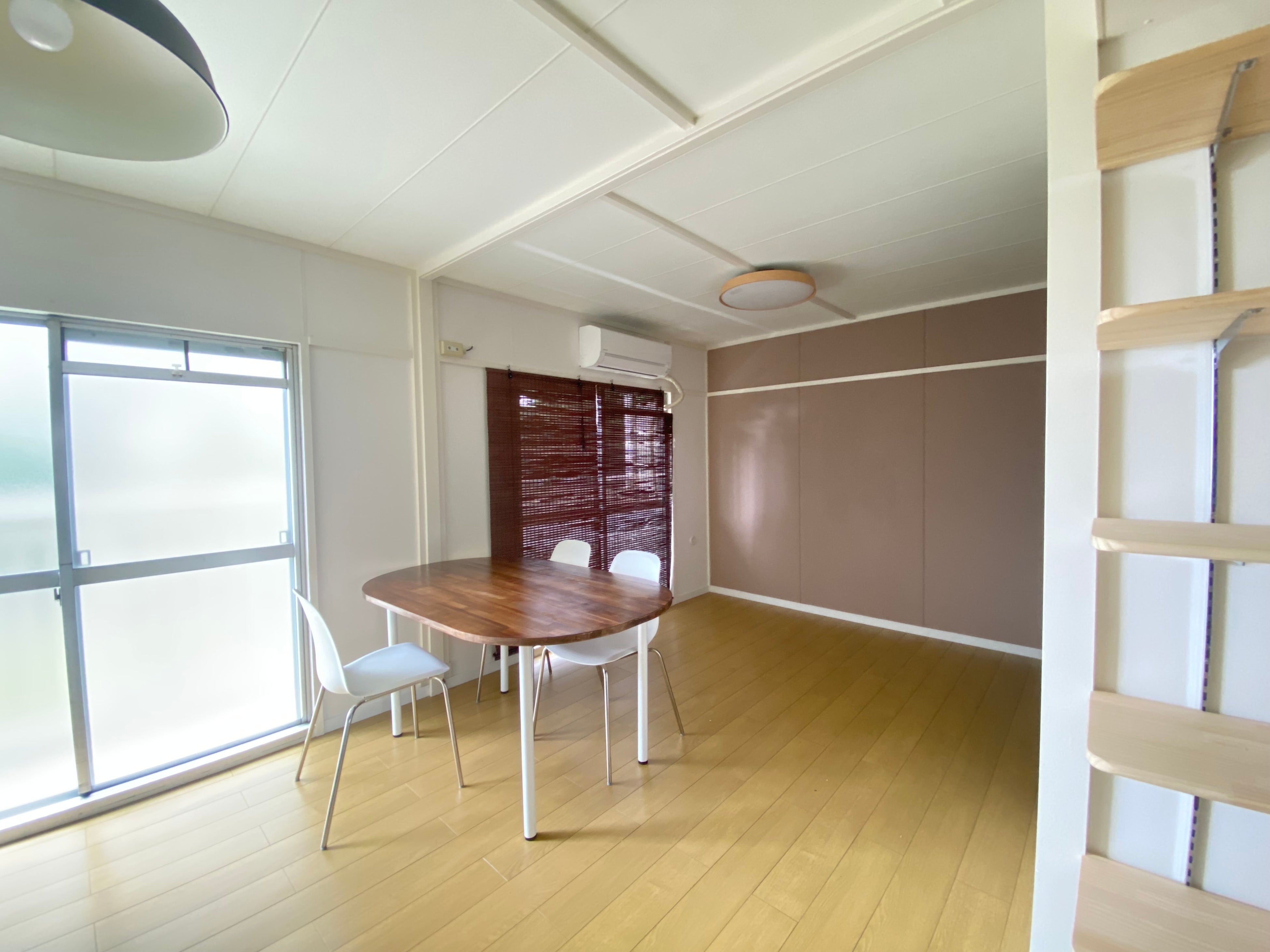 茶山台ほけんしつの室内