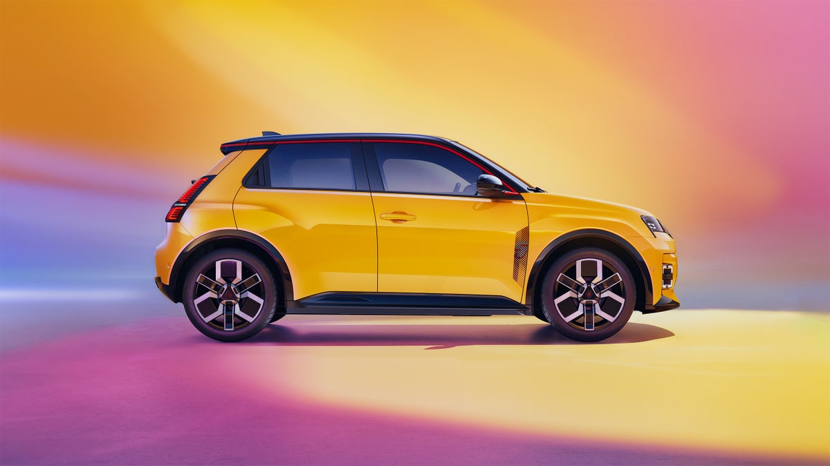 ルノーブランド初の日本正規導入EV「新型ルノー 5(サンク)」、11月19日(木)発売へ