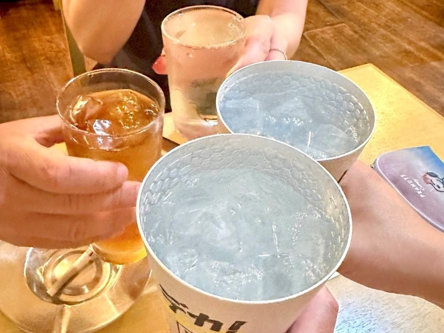野毛ではすぐに”乾杯“でつながる!