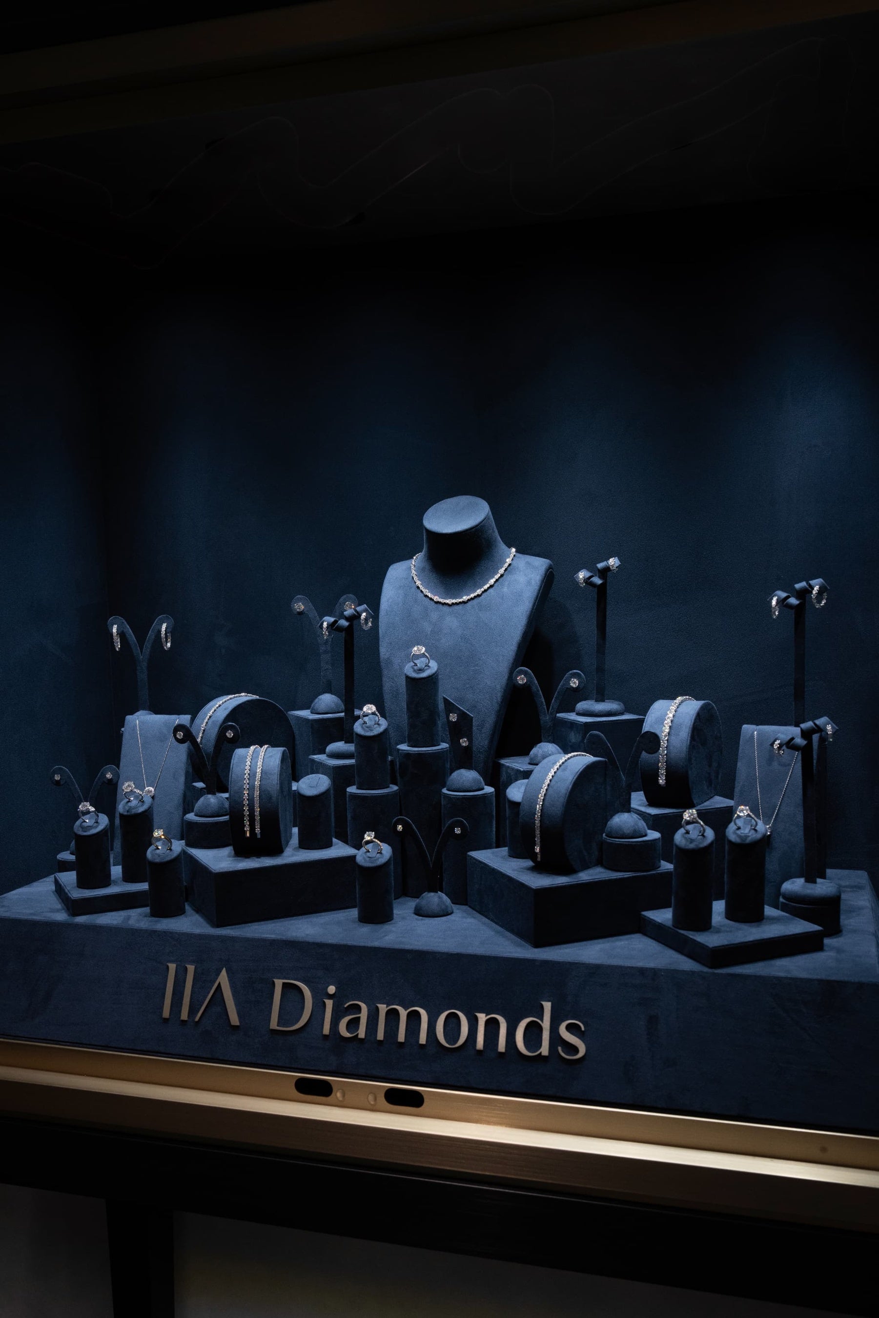 ラボグロウンダイヤモンドを国内トップクラスのクオリティで提供する〝ⅡA Diamonds / ツーエーダイヤモンド〟東京・銀座に続く新たな拠点として、大阪ショールームをオープン