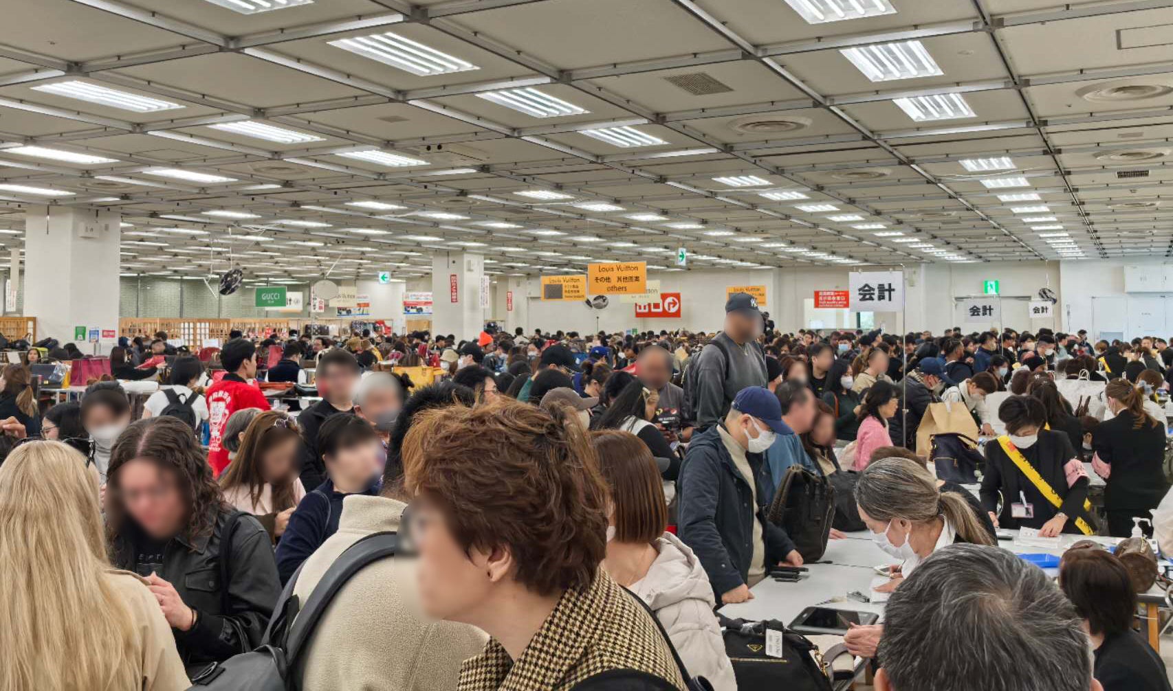 来場者の7割が外国人！