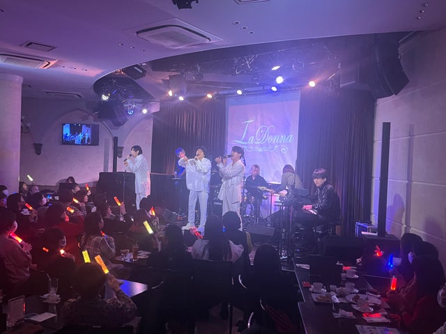 LAST FIRSTNEWシングル「コトノハ」発売記念ライブ“今年は爪痕残して紅白出場願う” LAST FIRSTNEWシングル「コトノハ」発売記念ライブ“今年は爪痕残して紅白出場願う”