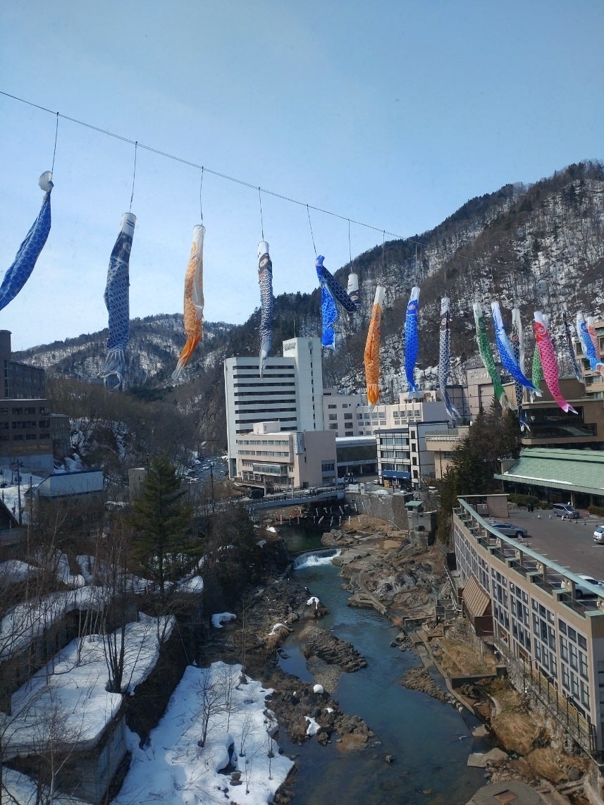 鯉のぼりイメージ