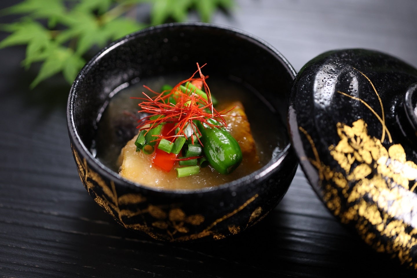 強肴「スズキと彩り野菜のみぞれ餡掛け」