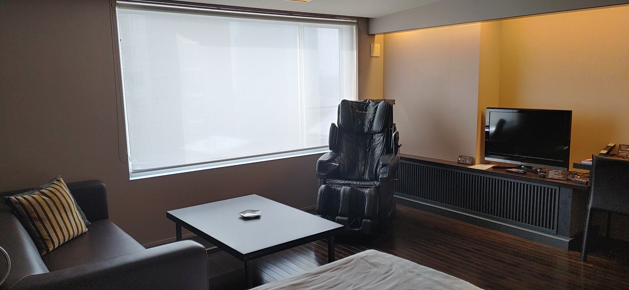 マッサージチェア付きOHITORISAMAルーム