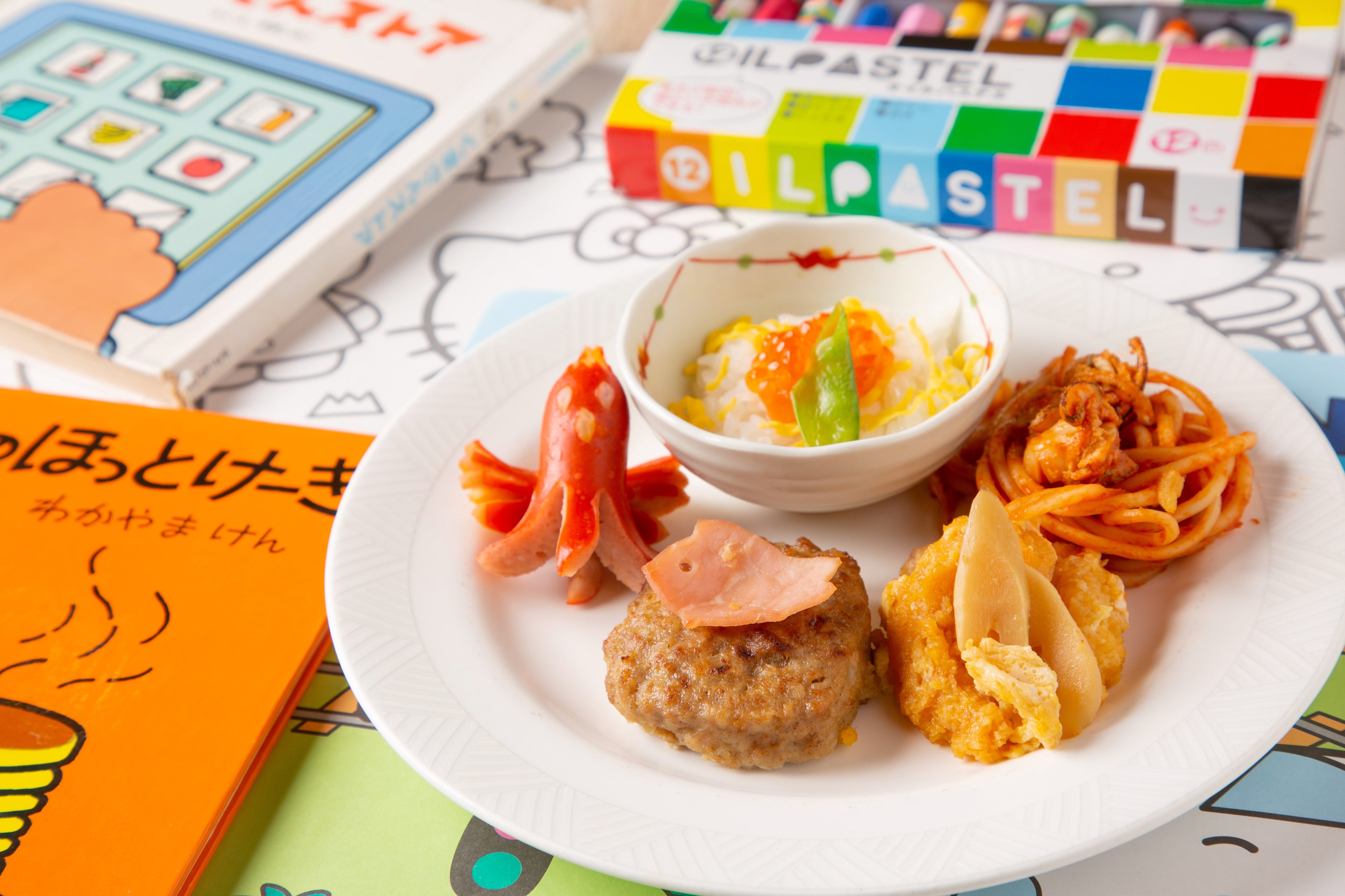 「仲良し親子ちらし寿司」はサーモン×いくらのコラボレーション