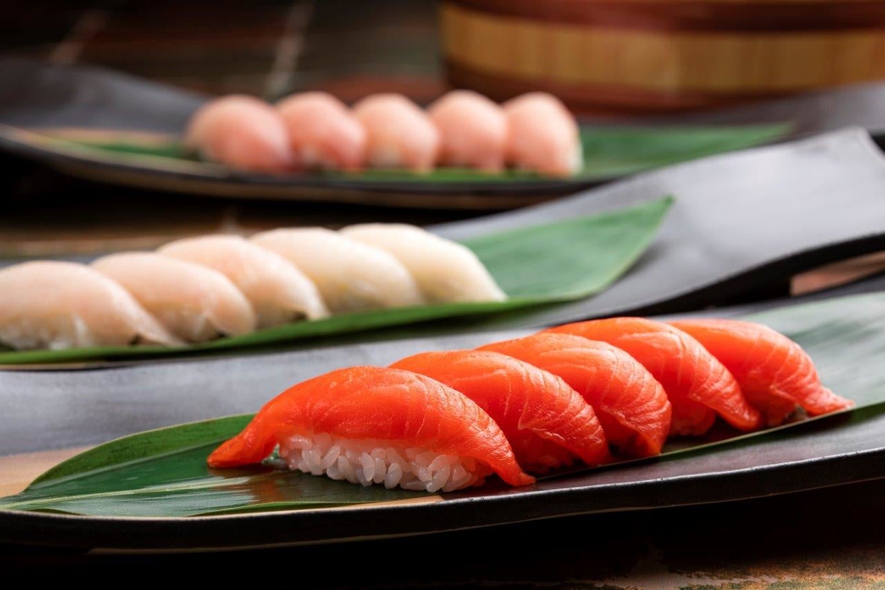 北海道産魚介類の寿司3種