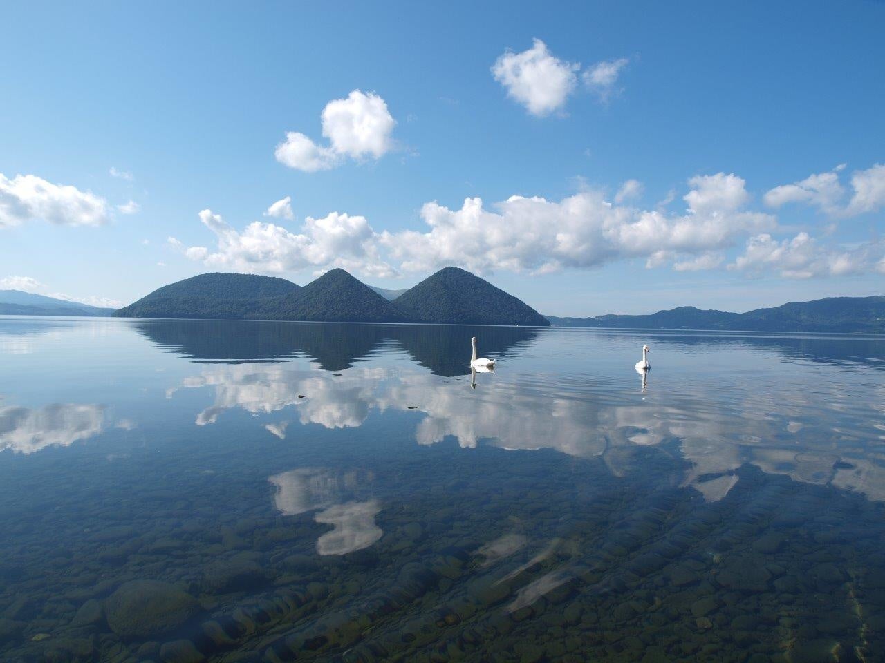 神秘的な洞爺湖にちなんだ謎がテーマ
