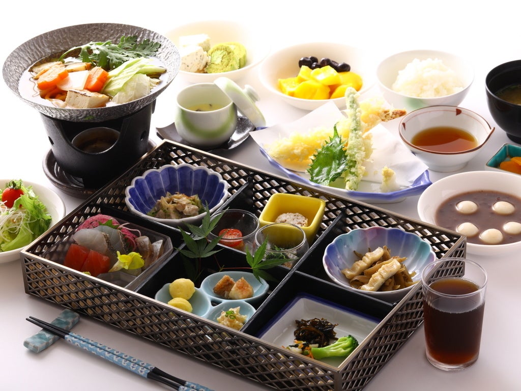 千代田荘　夕食イメージ