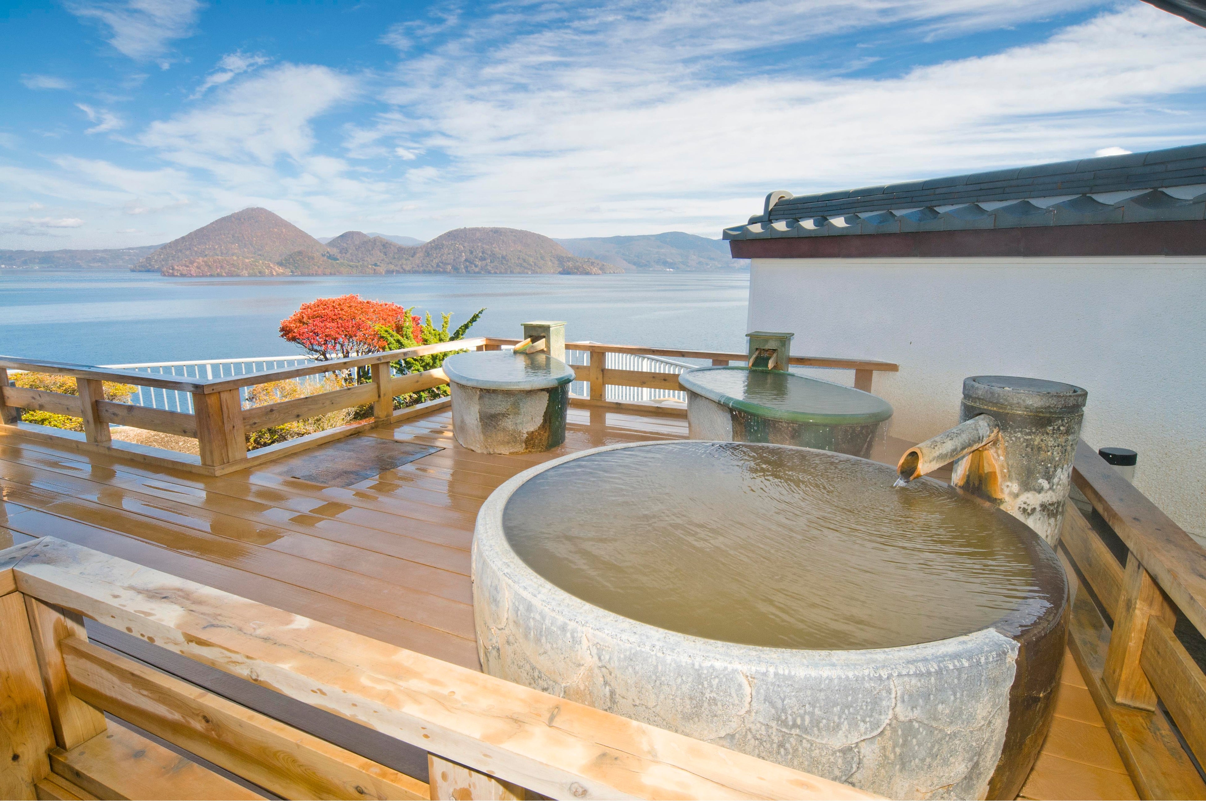 洞爺　湖畔亭　秋の露天風呂