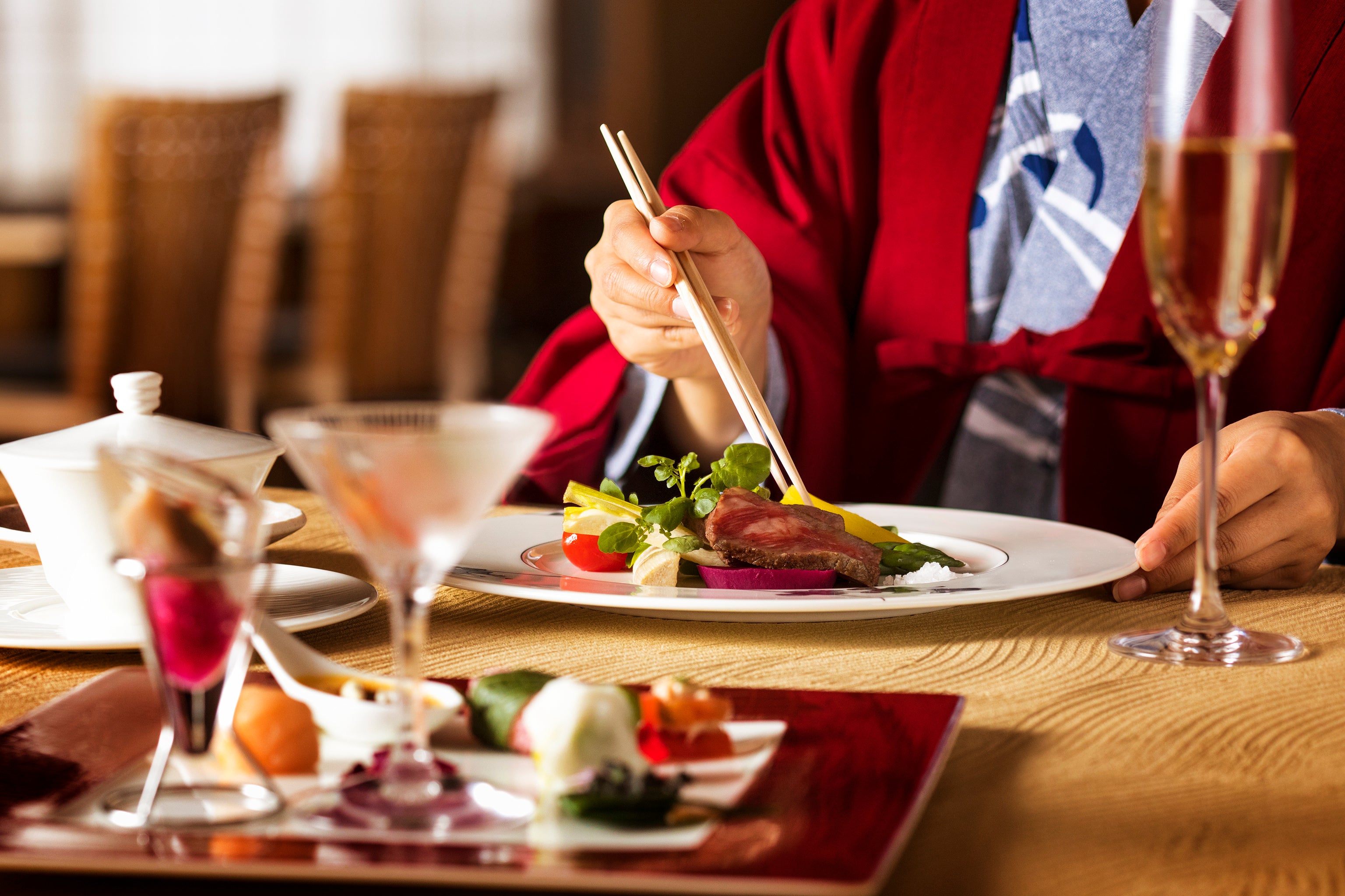 箸でいただく新しい「食」のおもてなし。