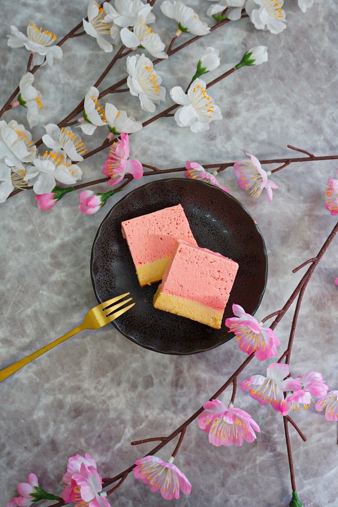 桜と甘酒のテリーヌ・ド・ショコラ