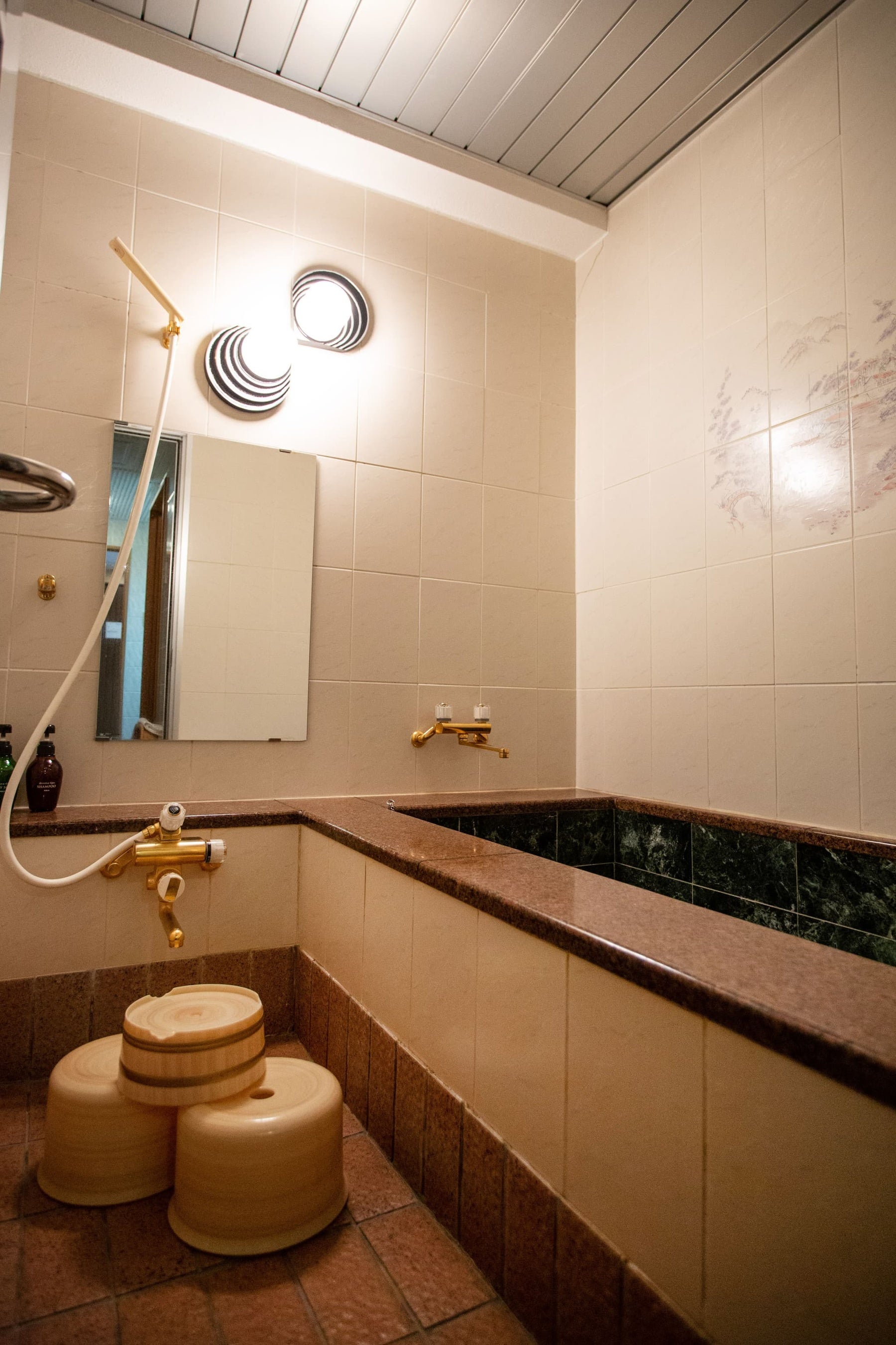 「梅コース」ではリーズナブルに和洋室をご堪能いただけます。