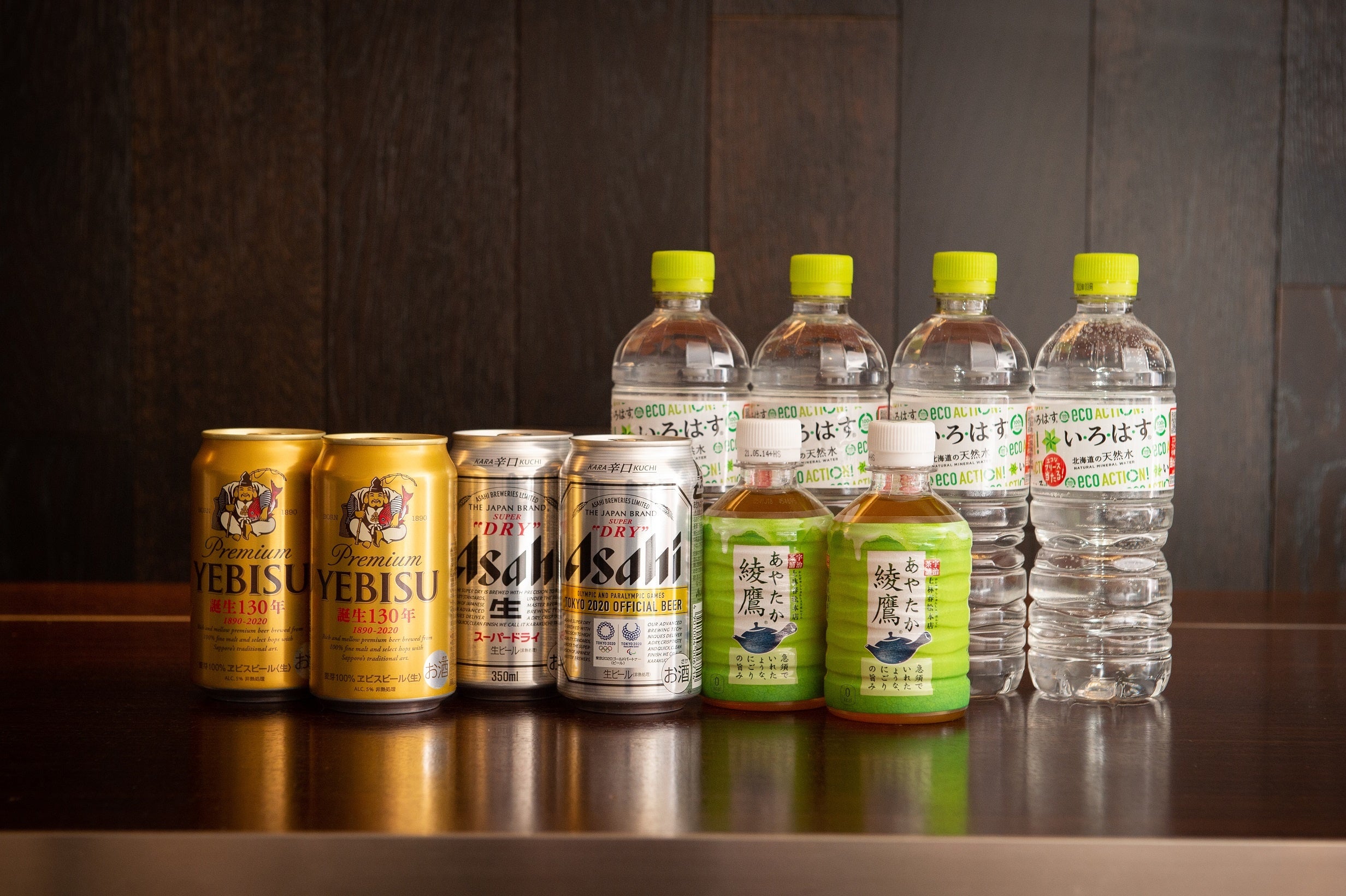 客室冷蔵庫内のドリンクサービス