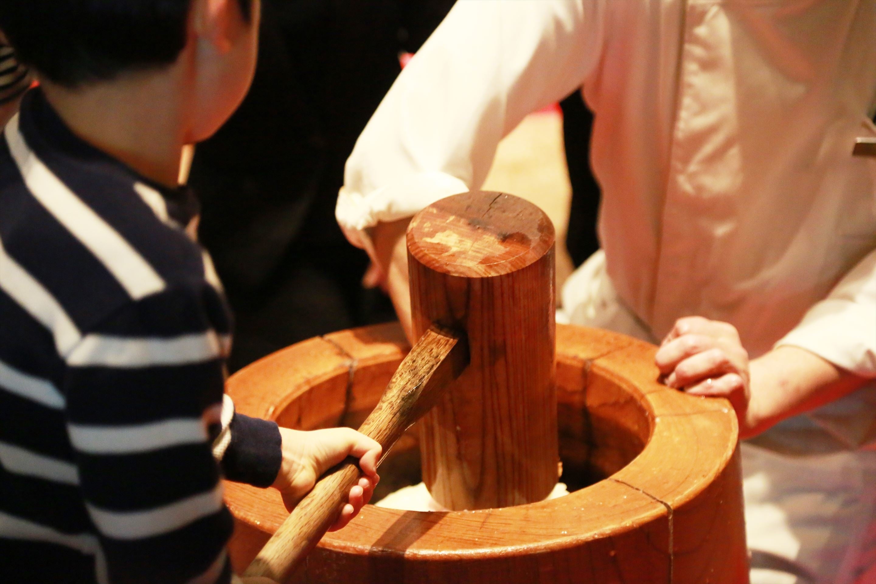 お餅つき おもちつき（12/28） | ビーフレンズ / 京都の放課後等デイサービス