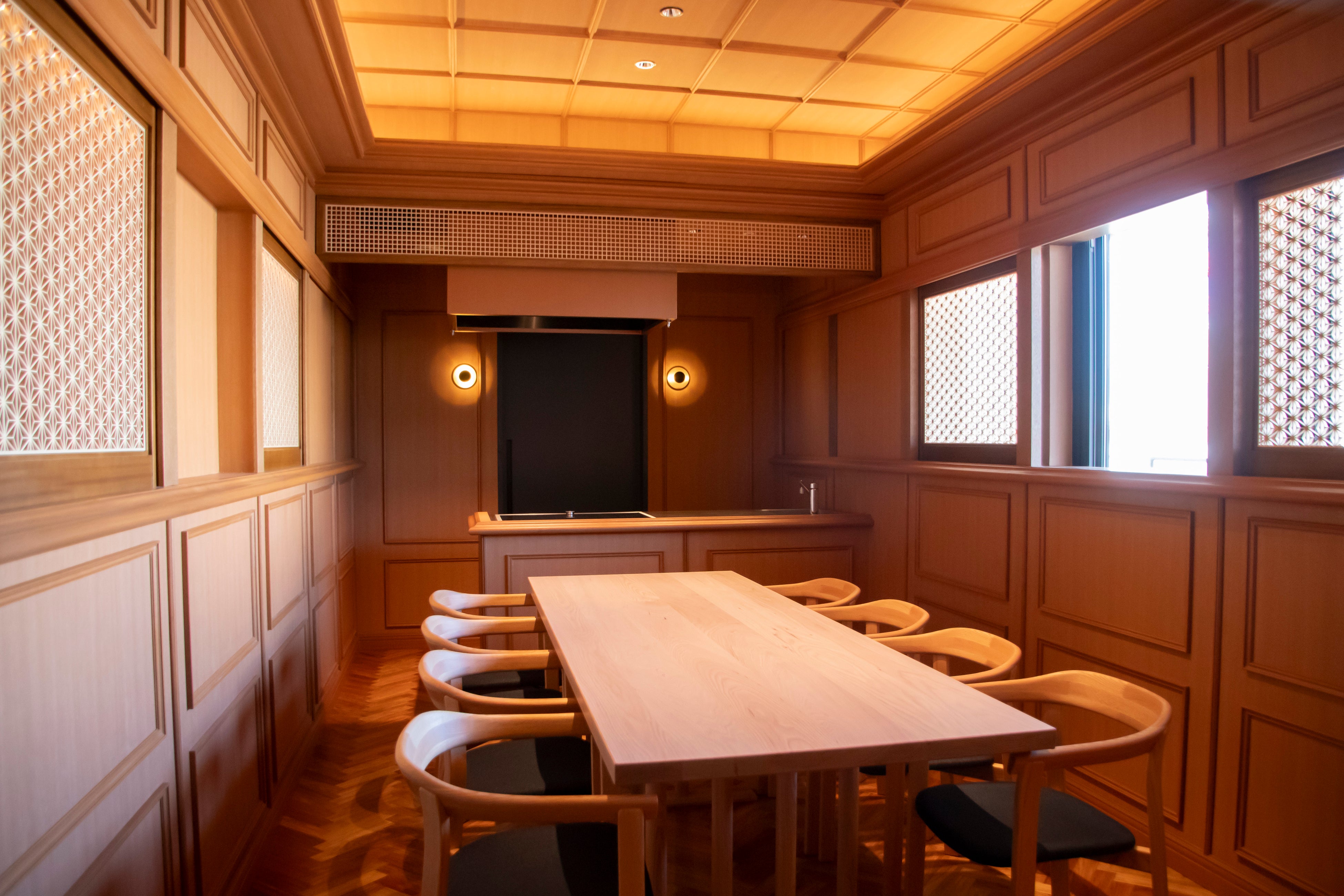 大川組子が施された「Chef‘s Kitchen」