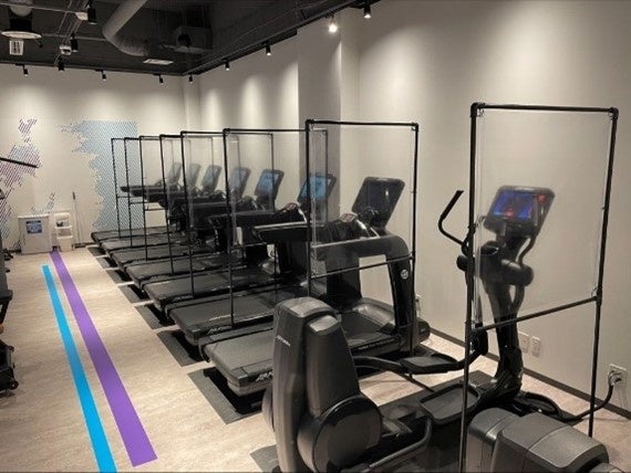 ​ 有酸素マシンも充実