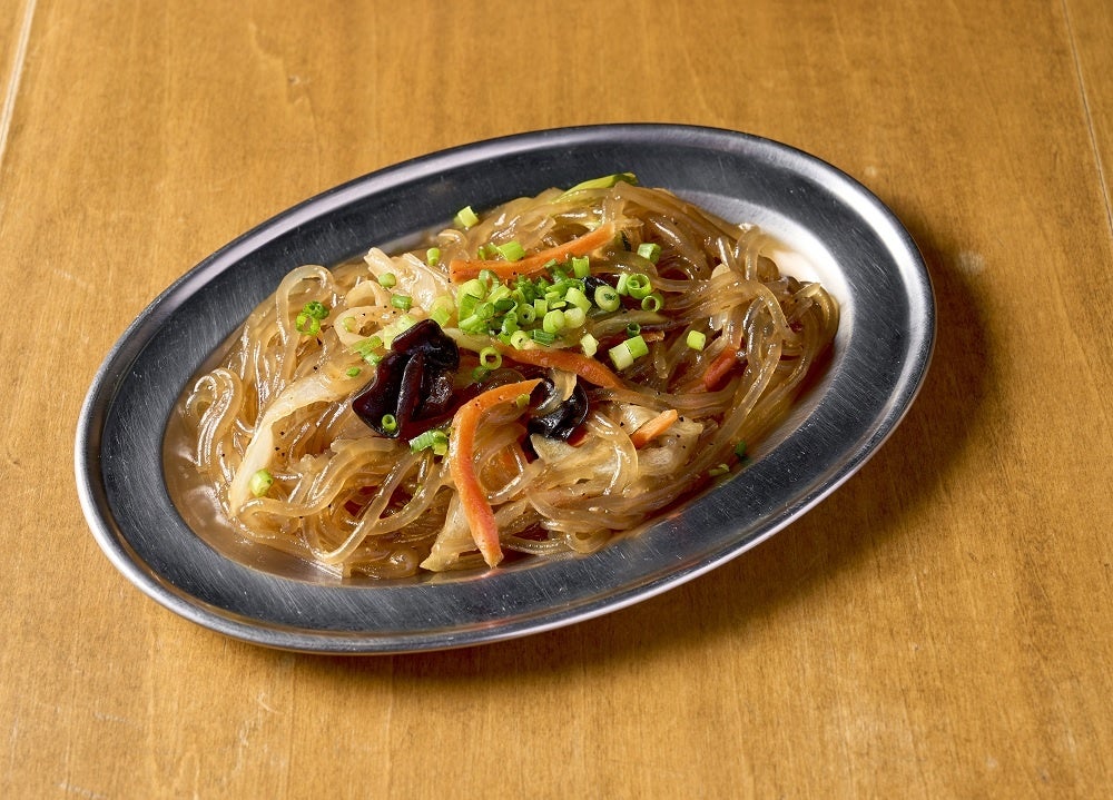 チャプチェ780円（税込858円）