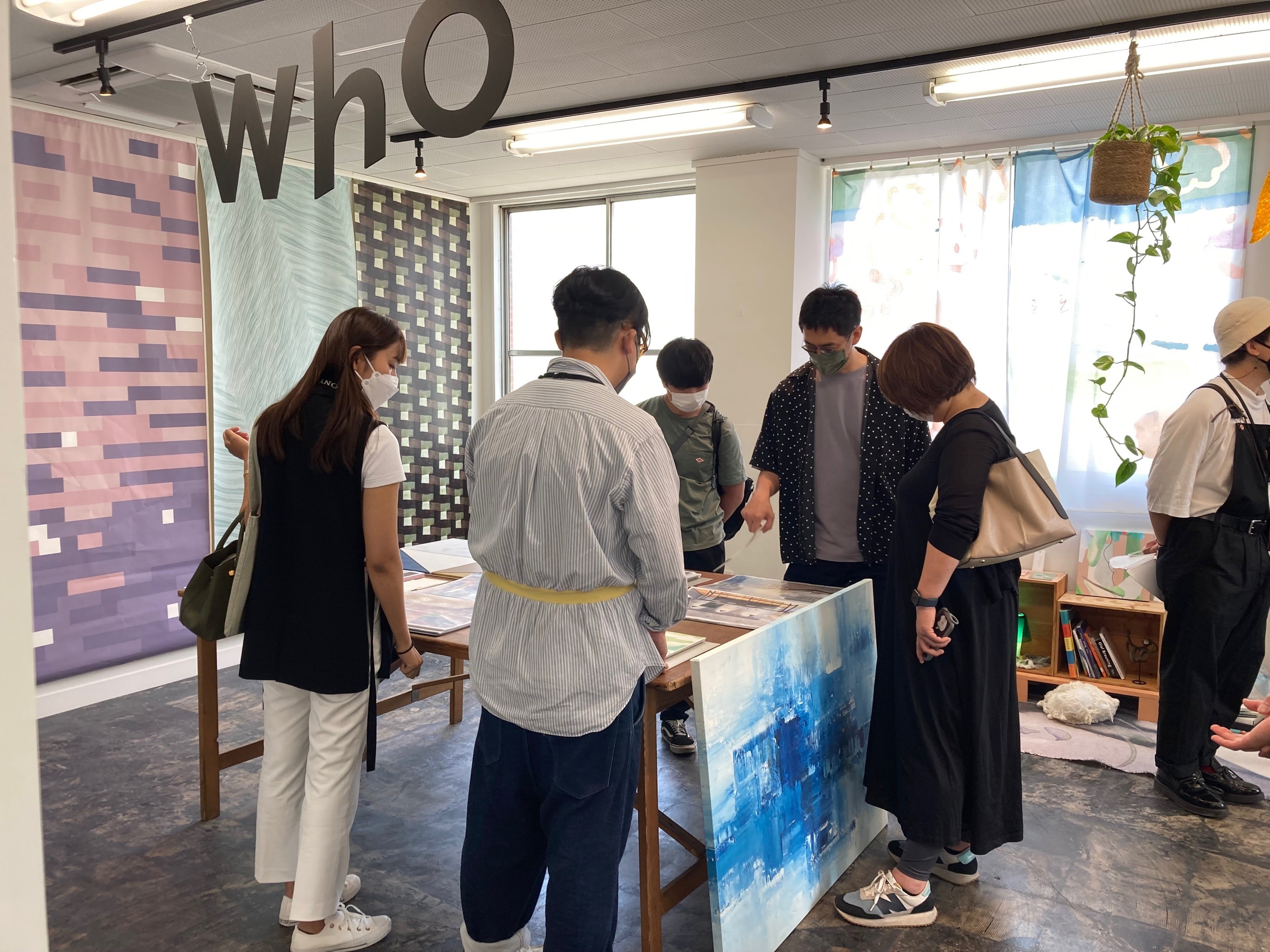 Amazon.co.jp: 人を集める！ 引きよせる！ 学校・施設案内の