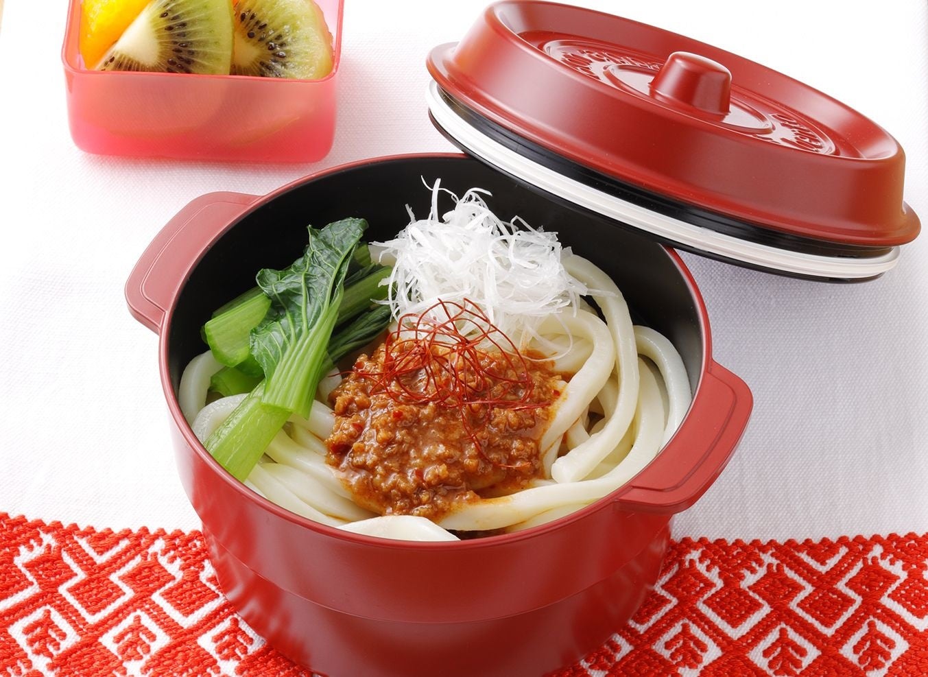 うどん弁当（汁なし担々麺）