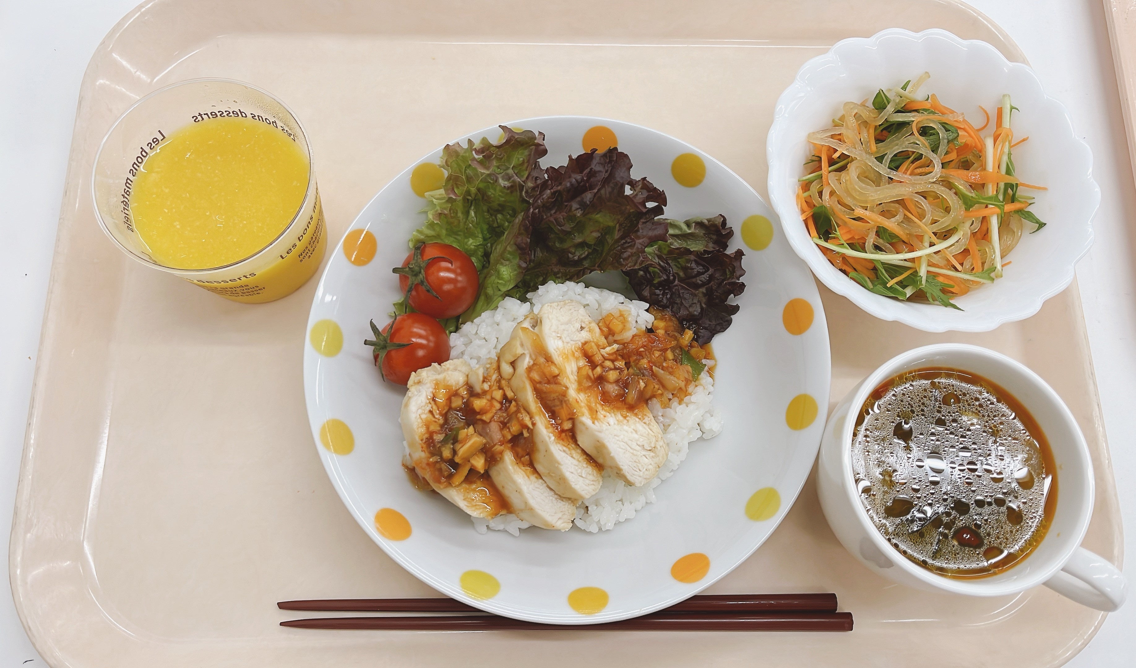 黄金の味で至極のカオマンガイランチ♪