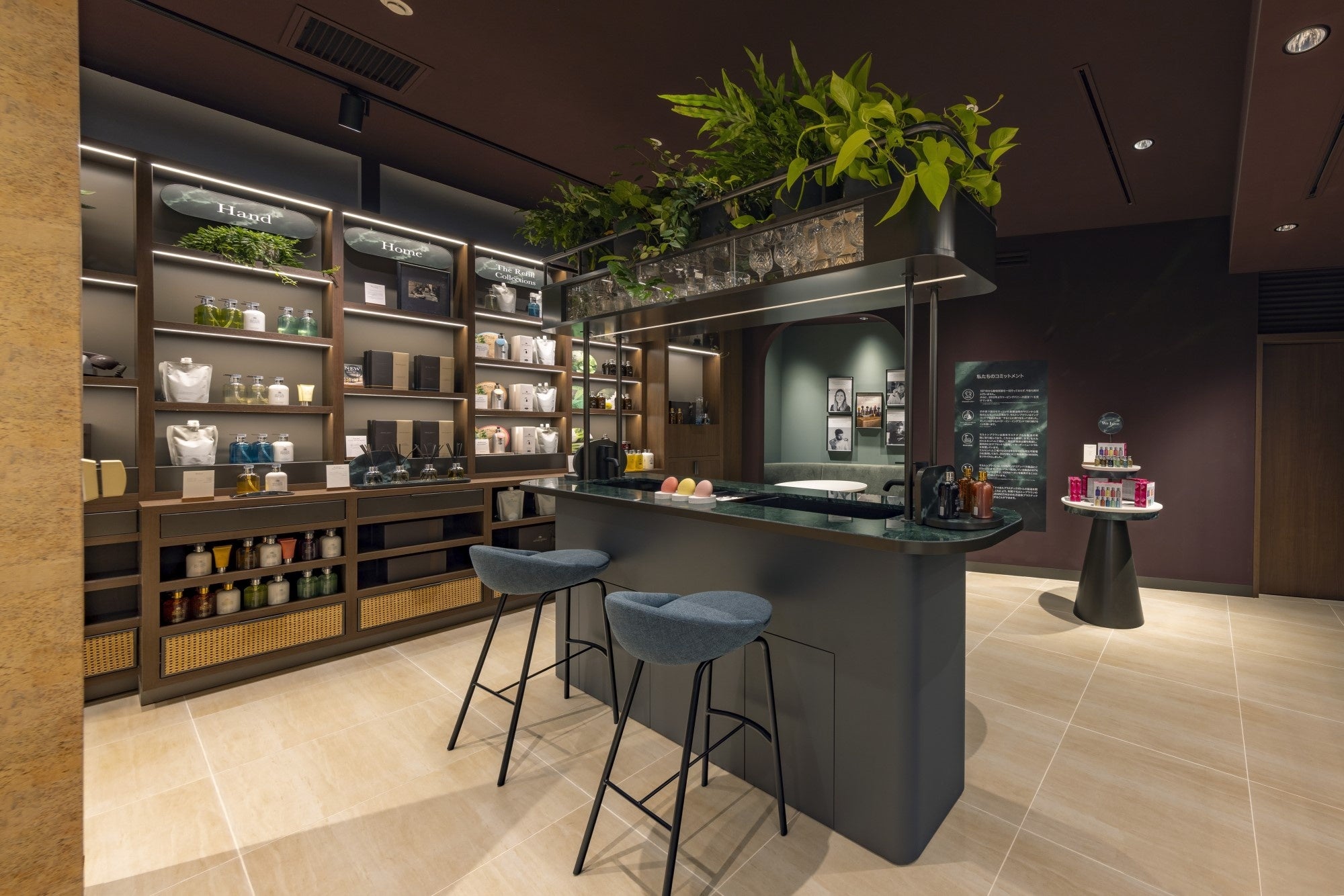 モルトンブラウン 神戸BAL店 店内