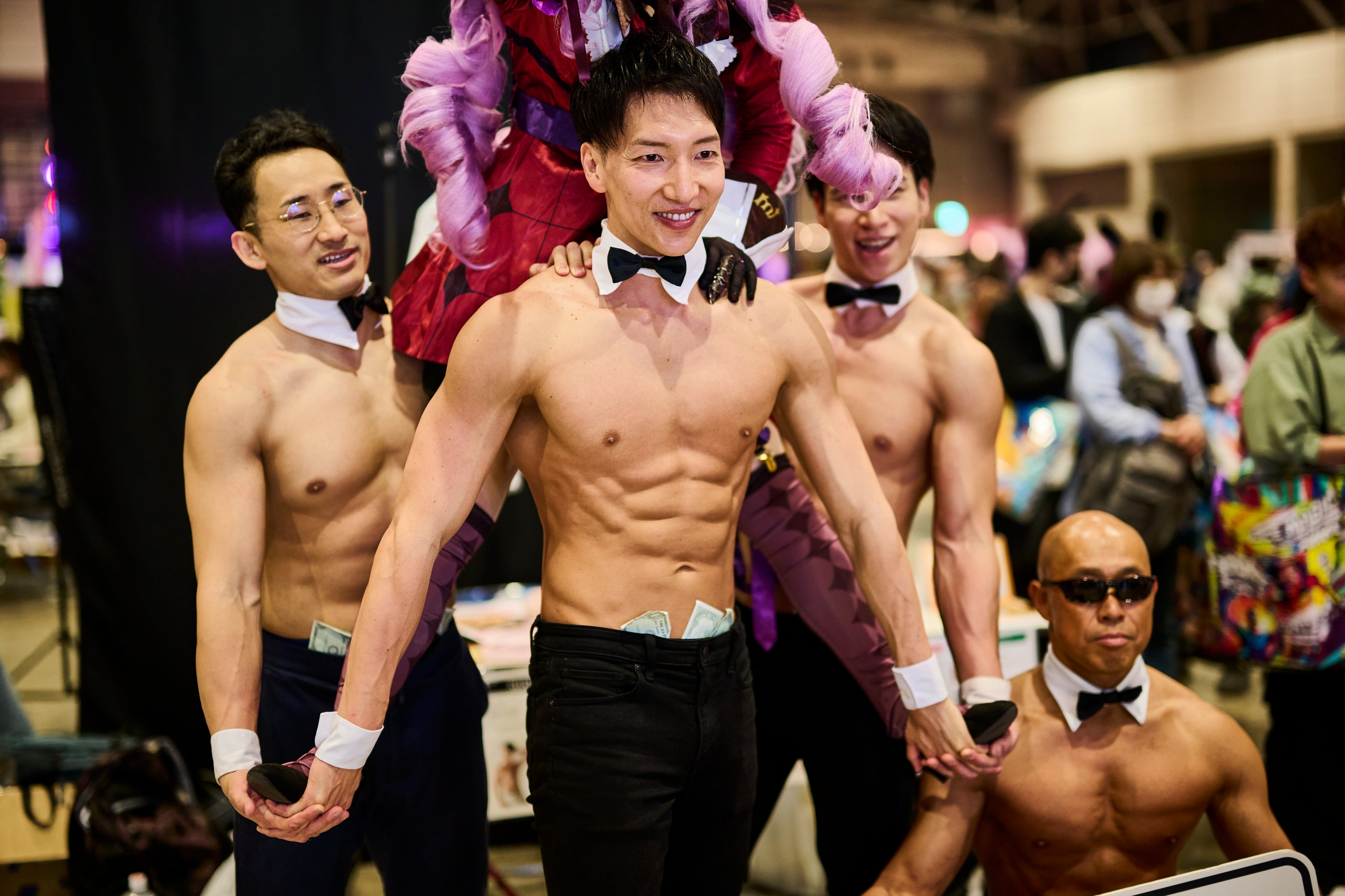 【マッチョ×ハロウィン】「マッスルタクシー」が「池袋ハロウィンコスプレフェス2026『池ハロナイト』」へ出動決定！