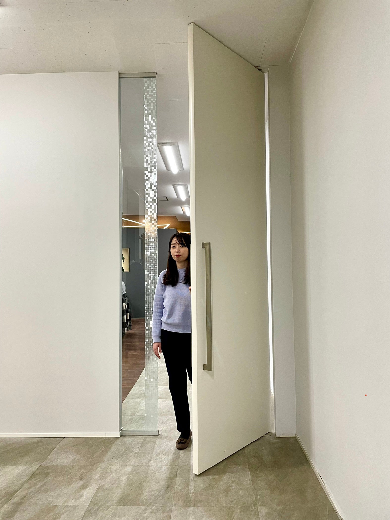 壁がそのまま開いたような感覚