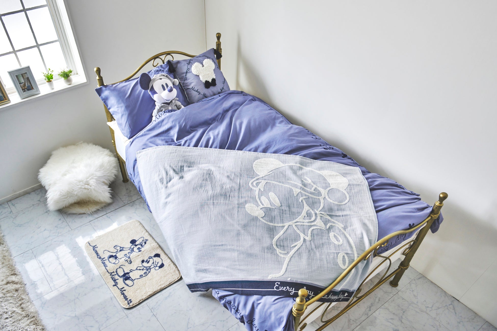 睡眠の日 にぴったりなアイテムがディズニーストアに登場 ベッド周りのファブリックアイテムを3月1日 火 より順次発売 ウォルト ディズニー ジャパン株式会社のプレスリリース 睡眠の日 にぴったりなアイテムがディズニーストアに登場 ベッド周りのファブリックアイテムを3月1日 火 より順次発売 ウォルト ディズニー ジャパン株式会社のプレスリリース